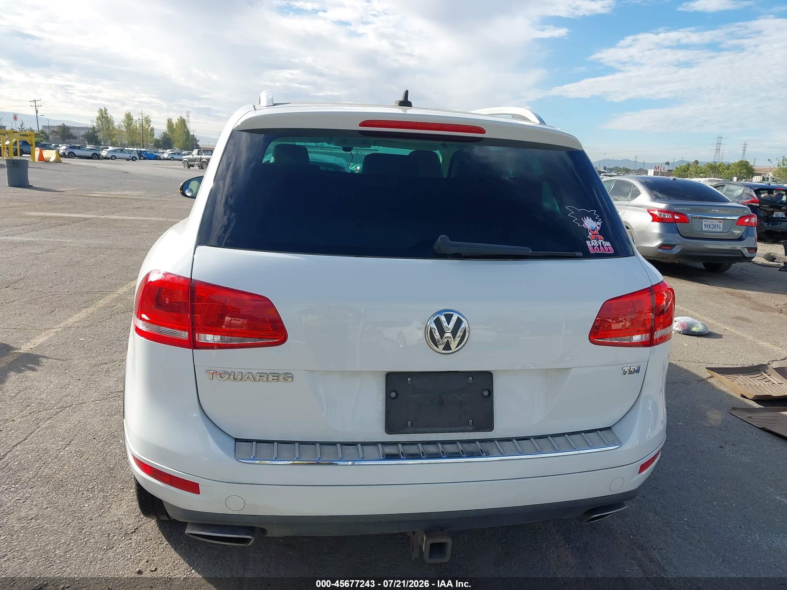 2013 Volkswagen Touareg Tdi Sport White vin: WVGEP9BP2DD013441