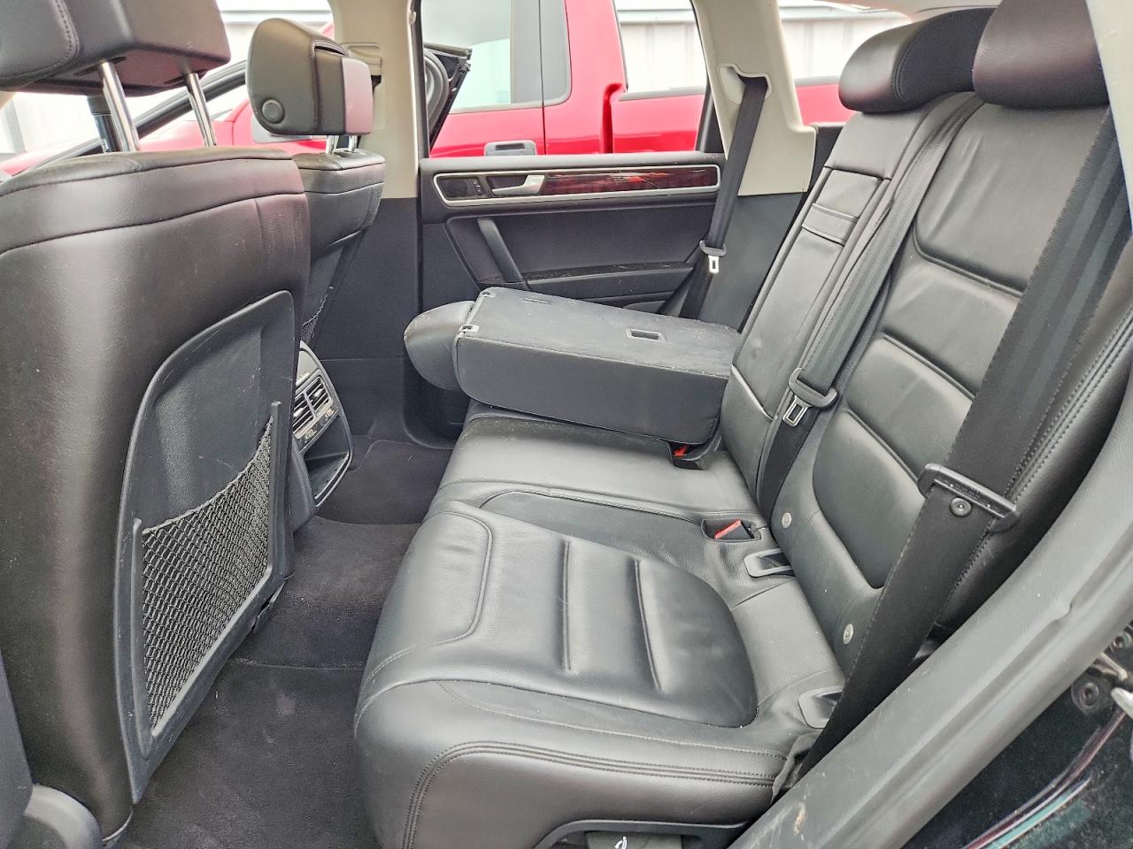 2014 Volkswagen Touareg V6 Tdi Черный vin: WVGEP9BP2ED001212