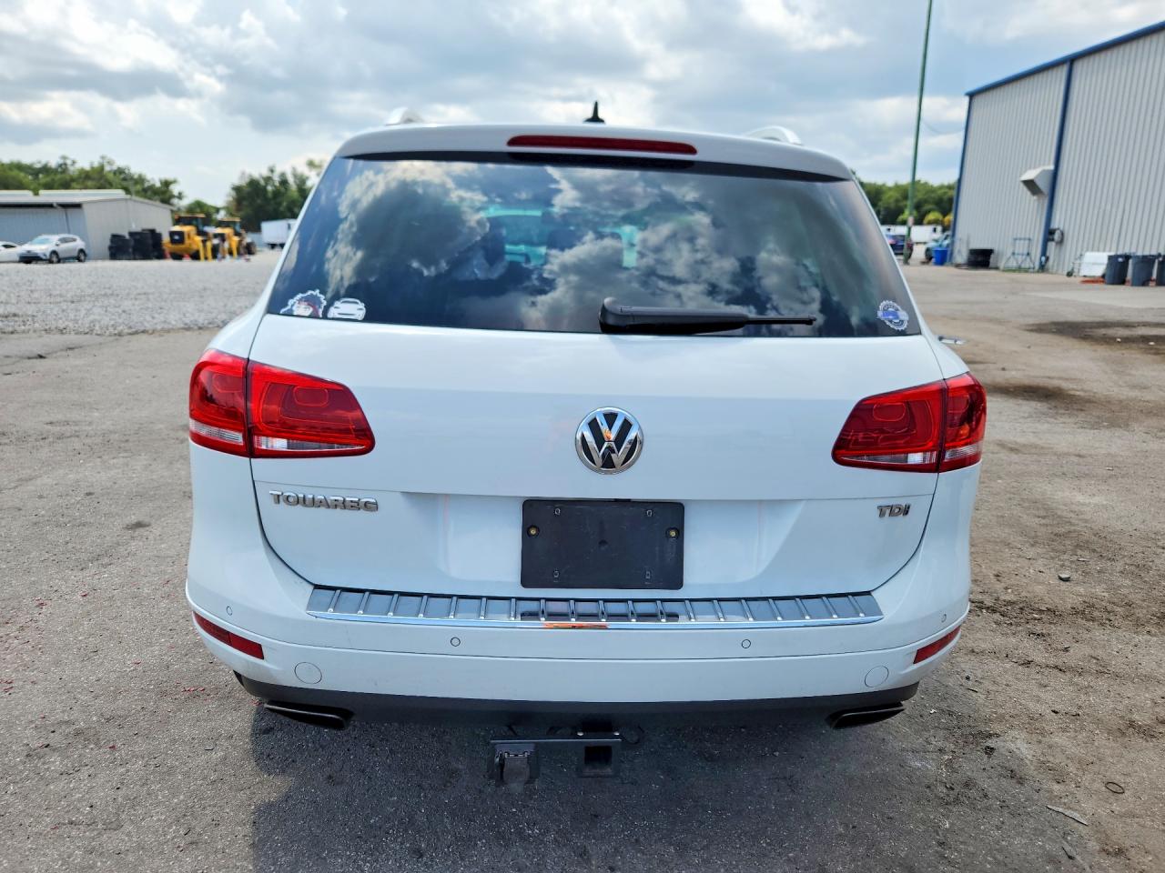 2013 Volkswagen Touareg V6 Tdi White vin: WVGEP9BP3DD004411