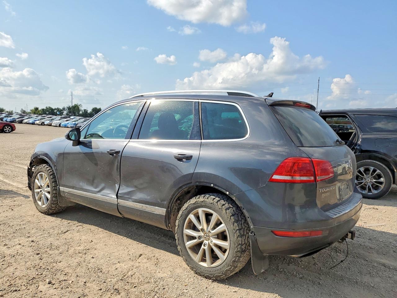 2014 Volkswagen Touareg V6 Tdi Gray vin: WVGEP9BP3ED013157