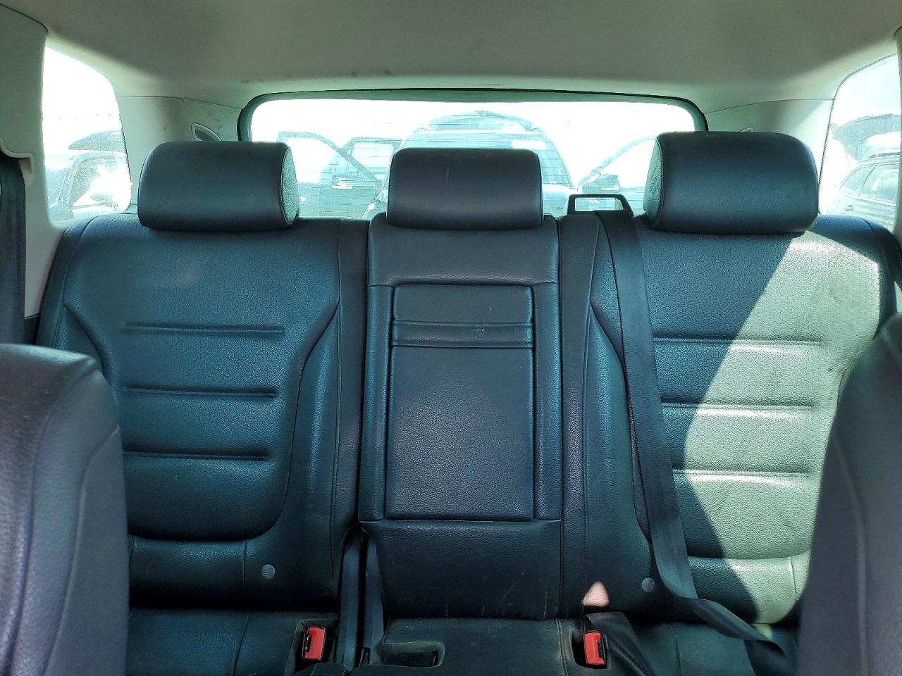 2014 Volkswagen Touareg V6 Tdi Gray vin: WVGEP9BP3ED013157
