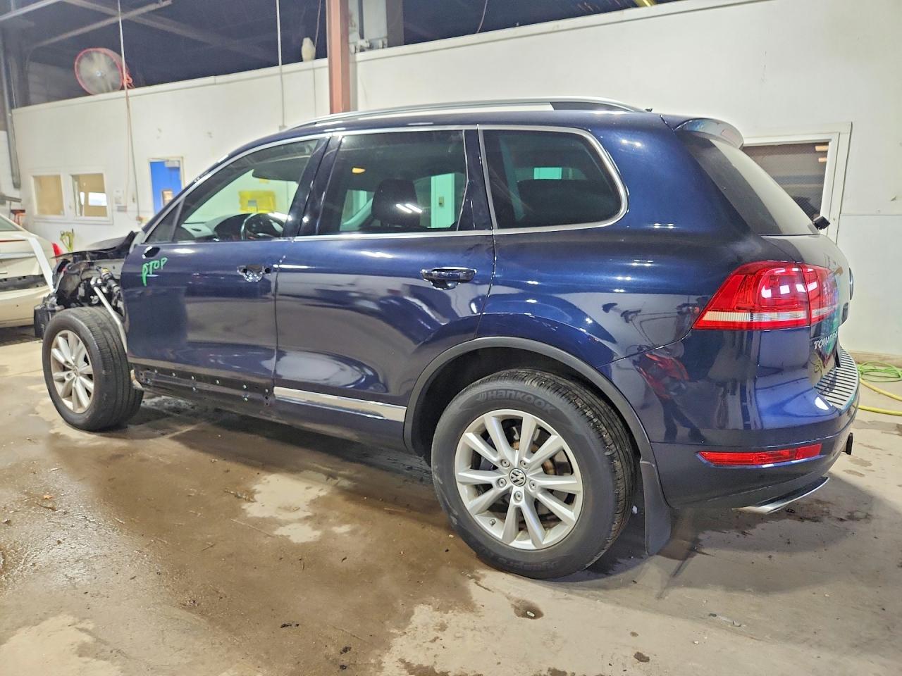 2013 Volkswagen Touareg V6 Tdi Синий vin: WVGEP9BP4DD012873