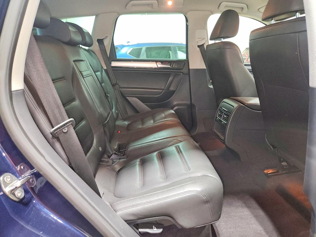 2013 Volkswagen Touareg V6 Tdi Синий vin: WVGEP9BP4DD012873