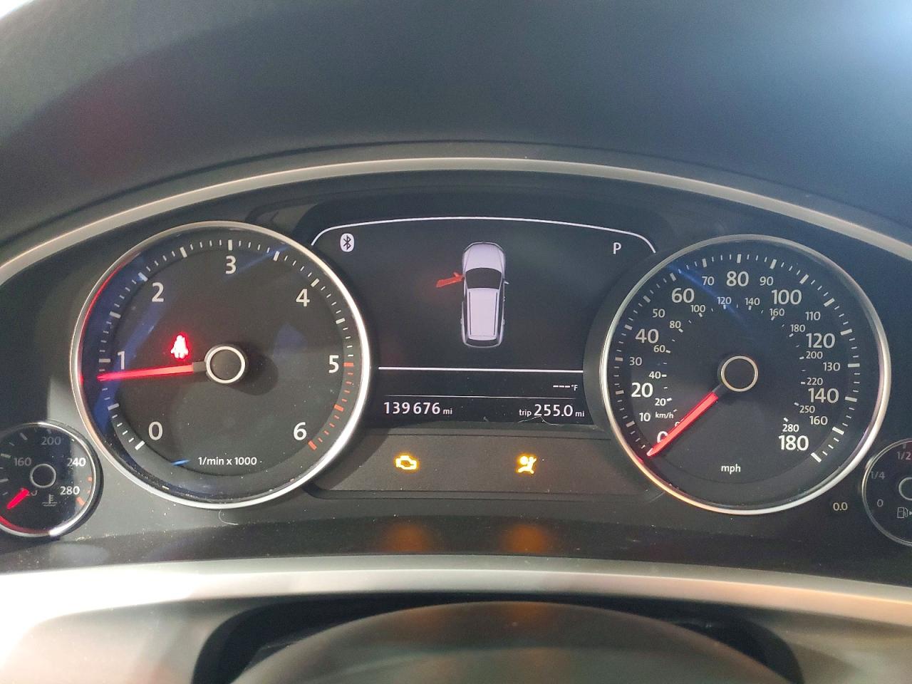 2014 Volkswagen Touareg V6 Tdi Silver vin: WVGEP9BP4ED012132