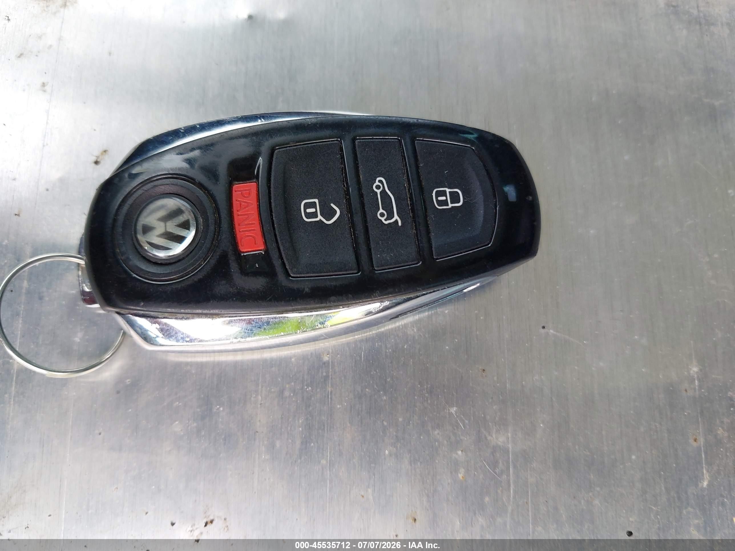 2015 Volkswagen Touareg Tdi Lux Silver vin: WVGEP9BP5FD002114
