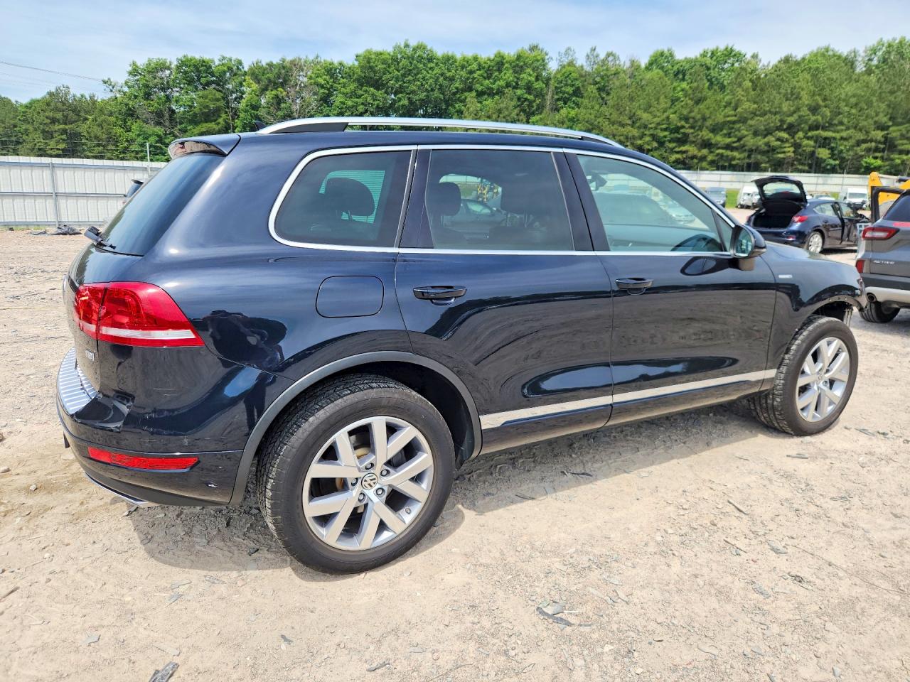 2014 Volkswagen Touareg V6 Tdi Черный vin: WVGEP9BP6ED006817