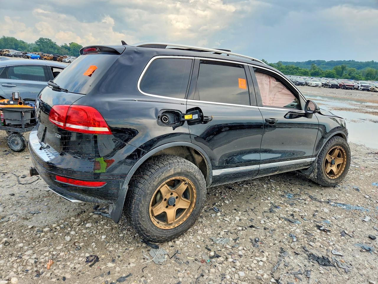 2013 Volkswagen Touareg V6 Tdi Black vin: WVGEP9BP8DD011404
