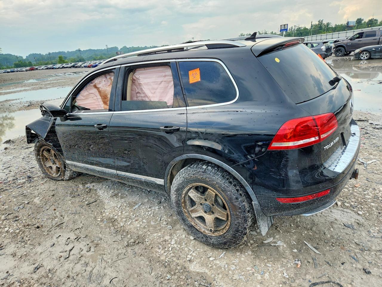 2013 Volkswagen Touareg V6 Tdi Black vin: WVGEP9BP8DD011404