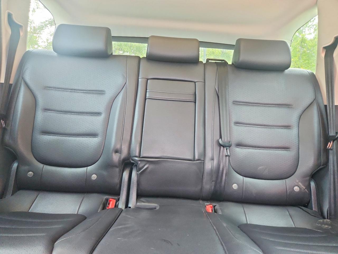 2015 Volkswagen Touareg V6 Tdi Silver vin: WVGEP9BP8FD004200