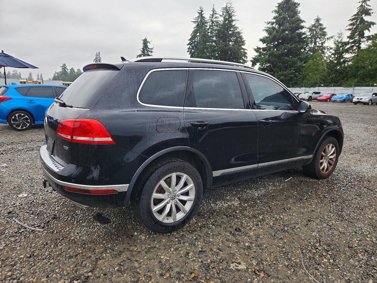 2015 Volkswagen Touareg V6 Tdi Black vin: WVGEP9BP8FD005699
