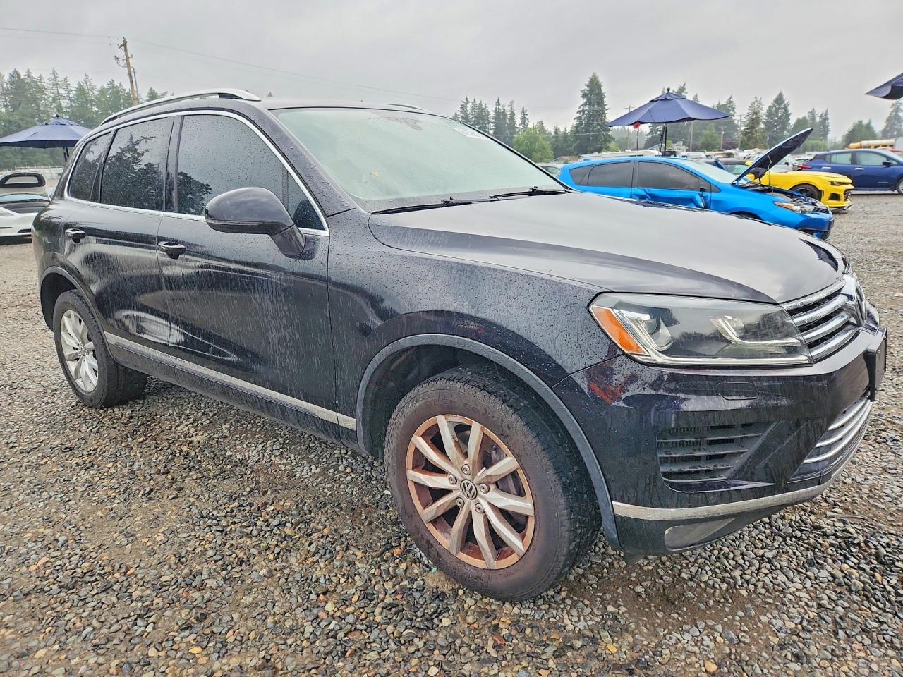 2015 Volkswagen Touareg V6 Tdi Black vin: WVGEP9BP8FD005699