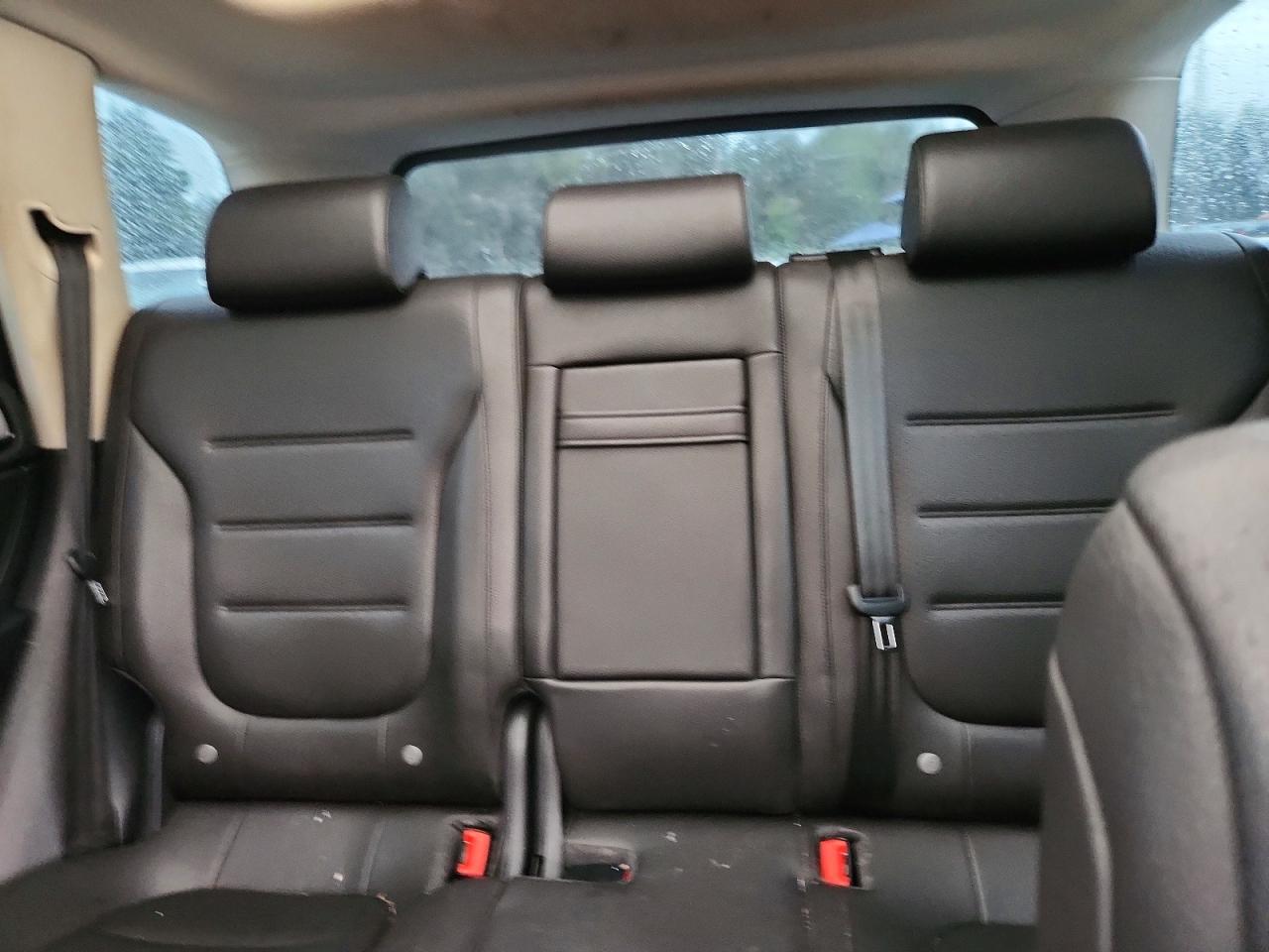 2015 Volkswagen Touareg V6 Tdi Black vin: WVGEP9BP8FD005699