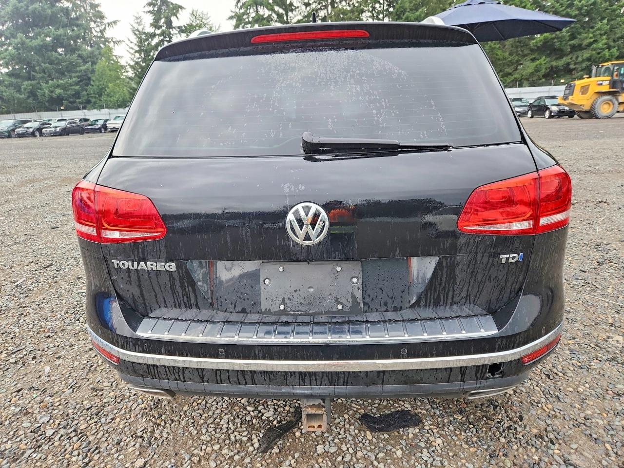 2015 Volkswagen Touareg V6 Tdi Black vin: WVGEP9BP8FD005699
