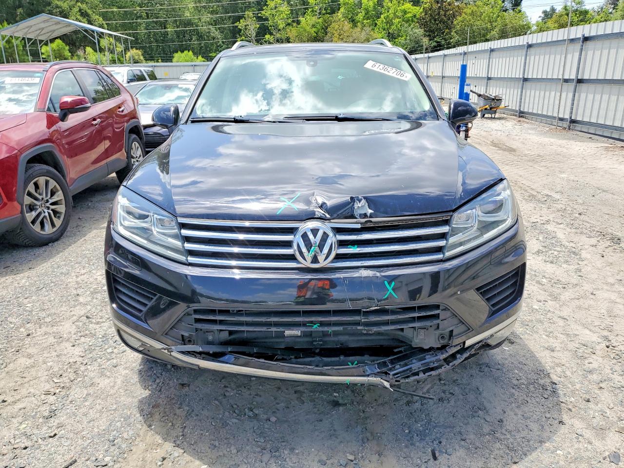 2015 Volkswagen Touareg V6 Tdi Black vin: WVGEP9BP8FD006853