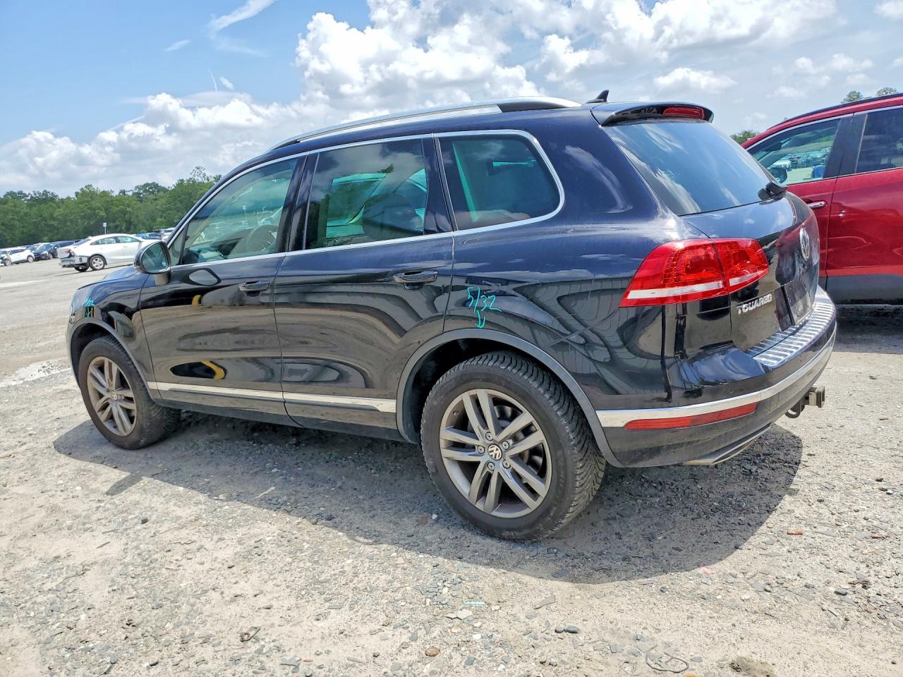 2015 Volkswagen Touareg V6 Tdi Black vin: WVGEP9BP8FD006853
