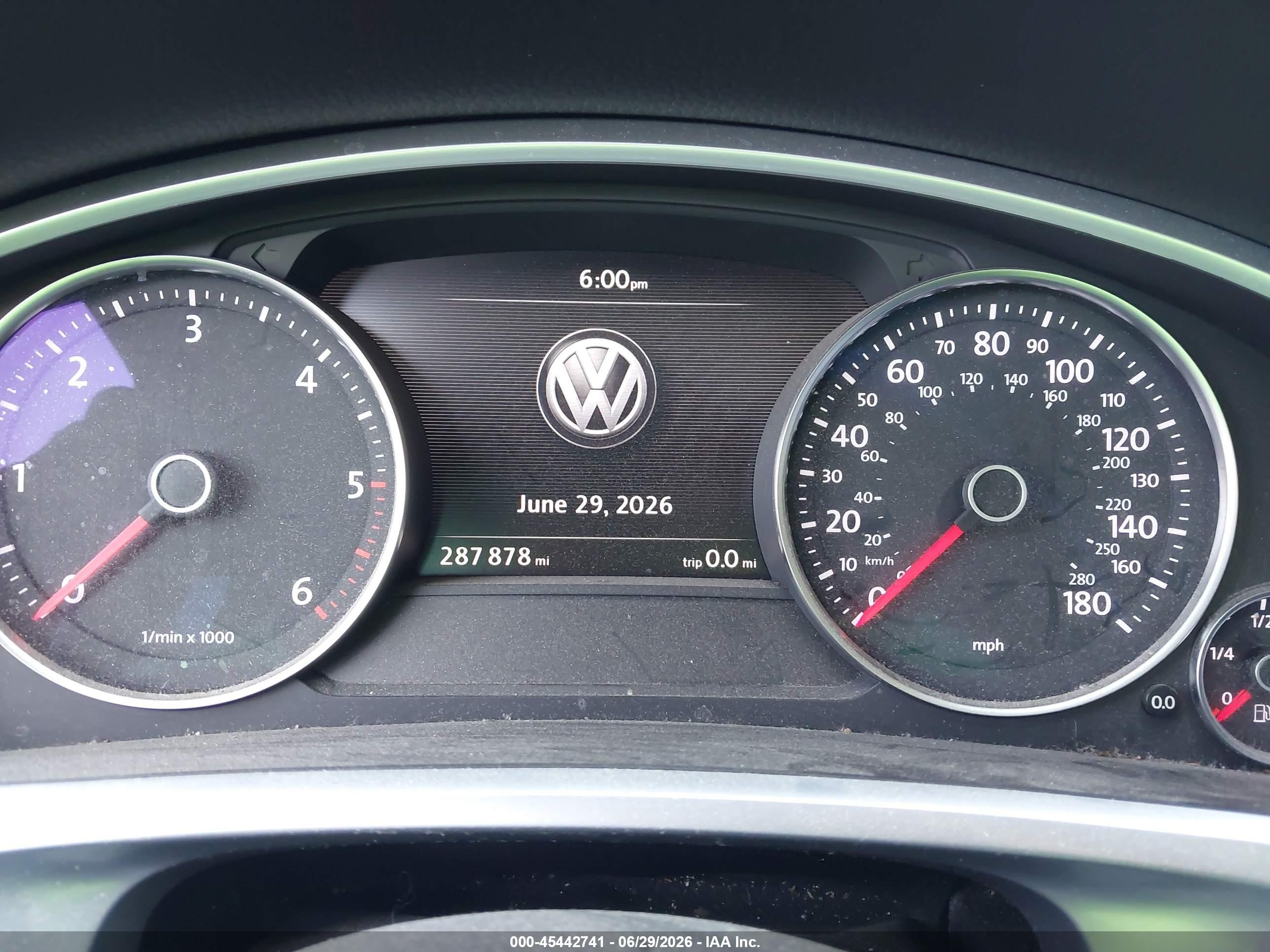 2015 Volkswagen Touareg Tdi Lux Black vin: WVGEP9BP9FD002424