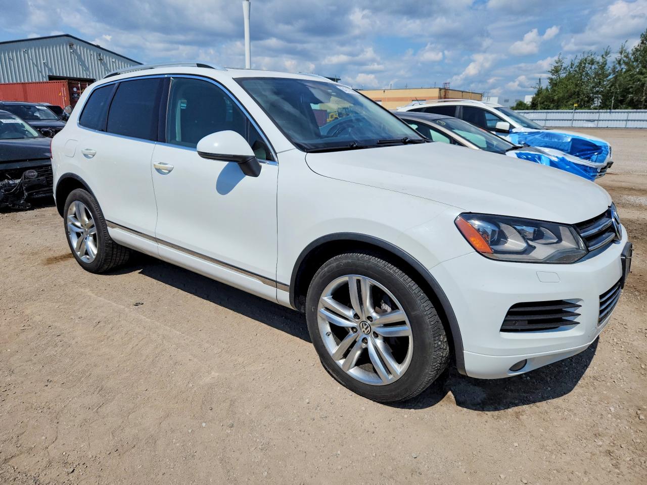 2013 Volkswagen Touareg V6 Tdi Белый vin: WVGEP9BPXDD013011