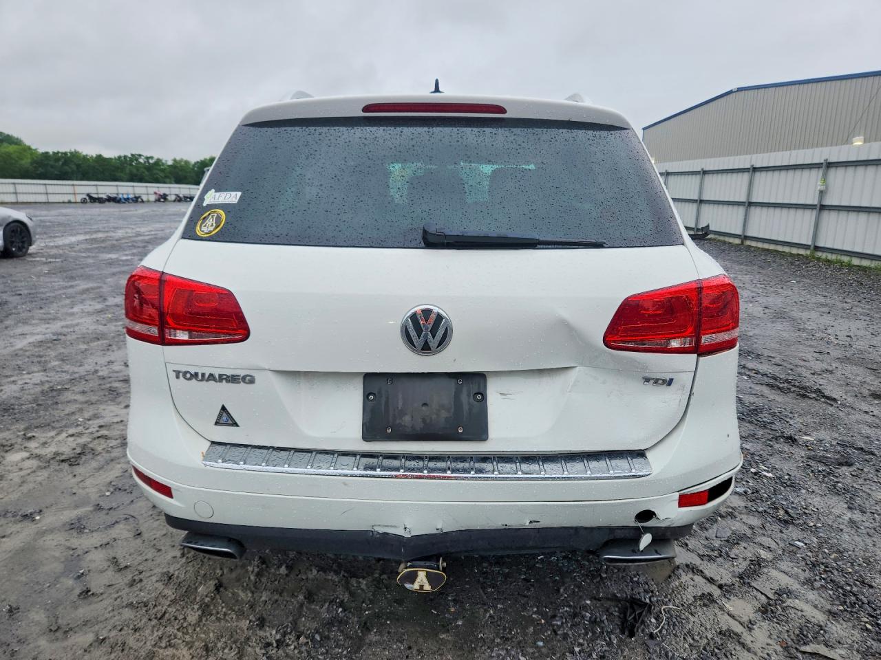 2014 Volkswagen Touareg V6 Tdi White vin: WVGEP9BPXED008974