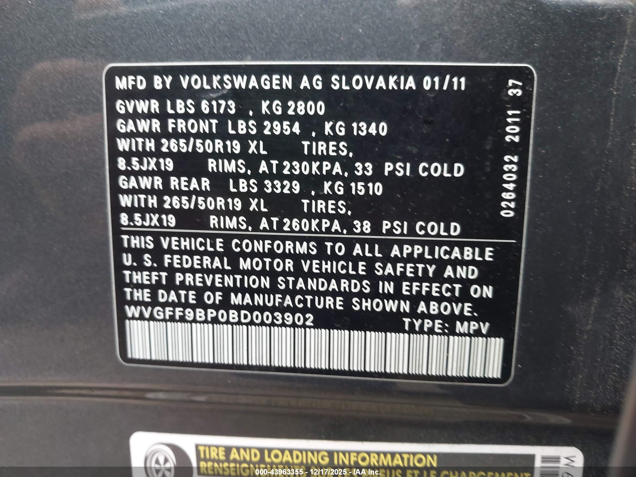 2011 Volkswagen Touareg Vr6 Lux Gray vin: WVGFF9BP0BD003902