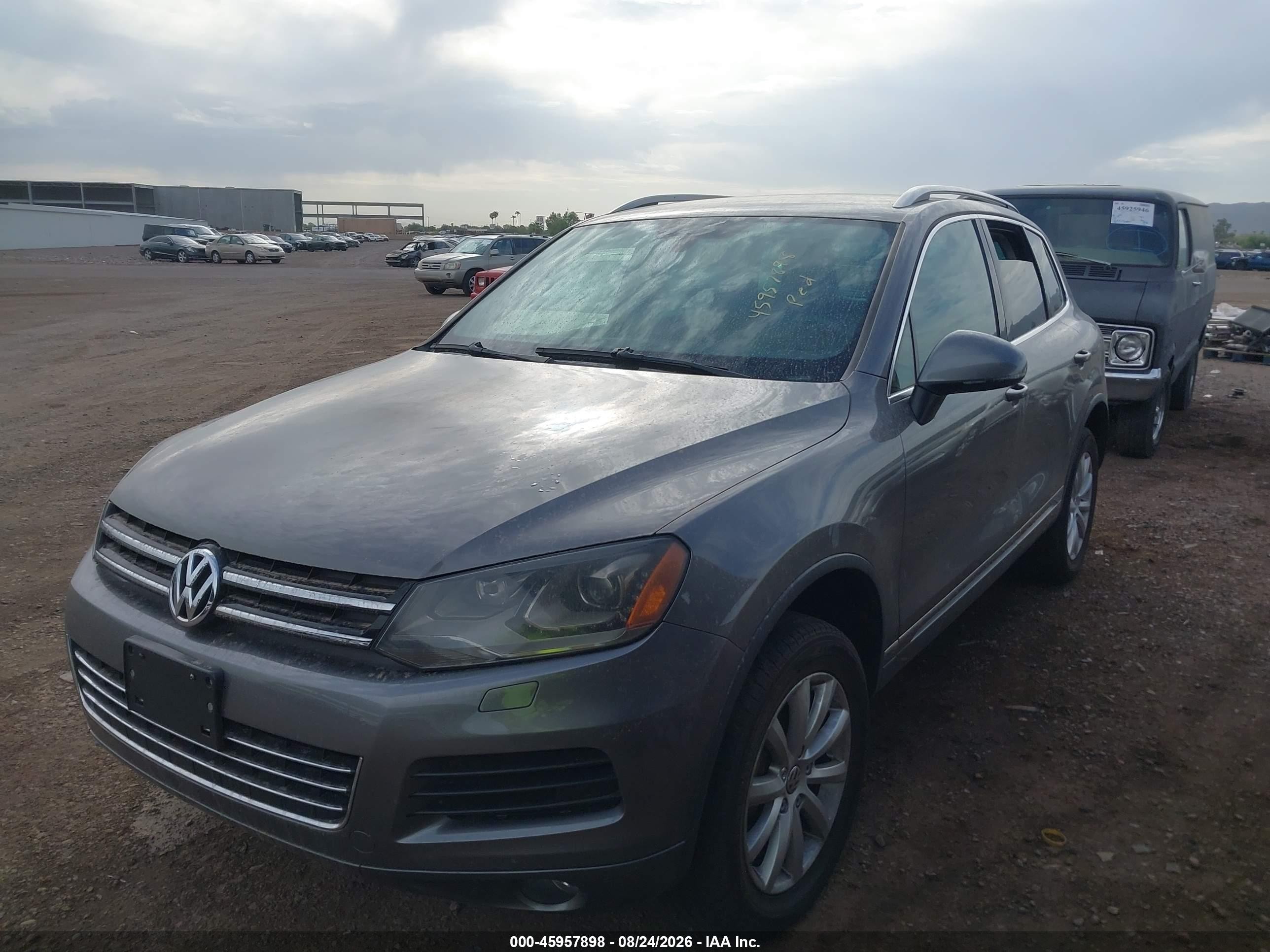 2011 Volkswagen Touareg Vr6 Executive/vr6 Lux/vr6 Sport Gray vin: WVGFF9BP0BD006864