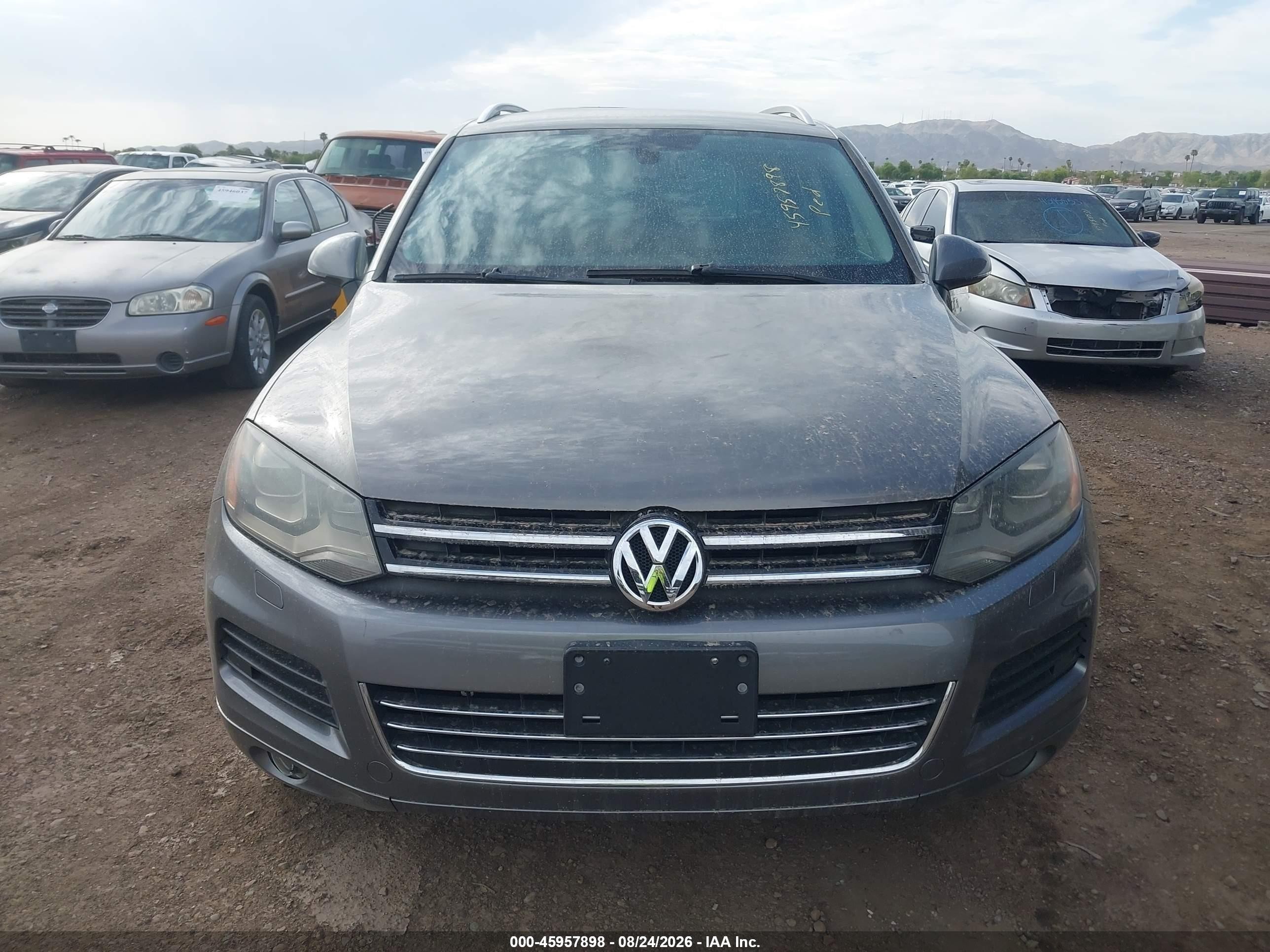 2011 Volkswagen Touareg Vr6 Executive/vr6 Lux/vr6 Sport Gray vin: WVGFF9BP0BD006864