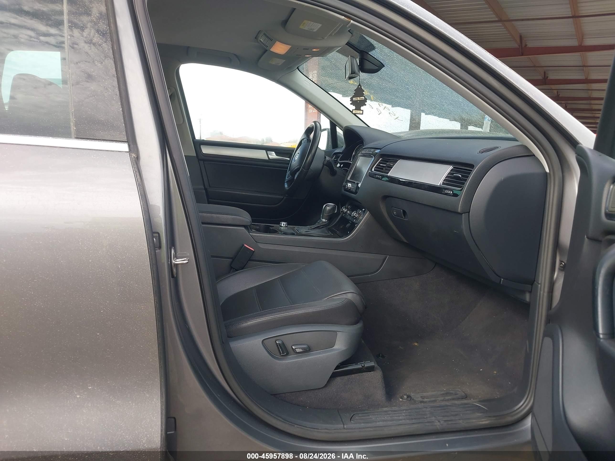 2011 Volkswagen Touareg Vr6 Executive/vr6 Lux/vr6 Sport Gray vin: WVGFF9BP0BD006864