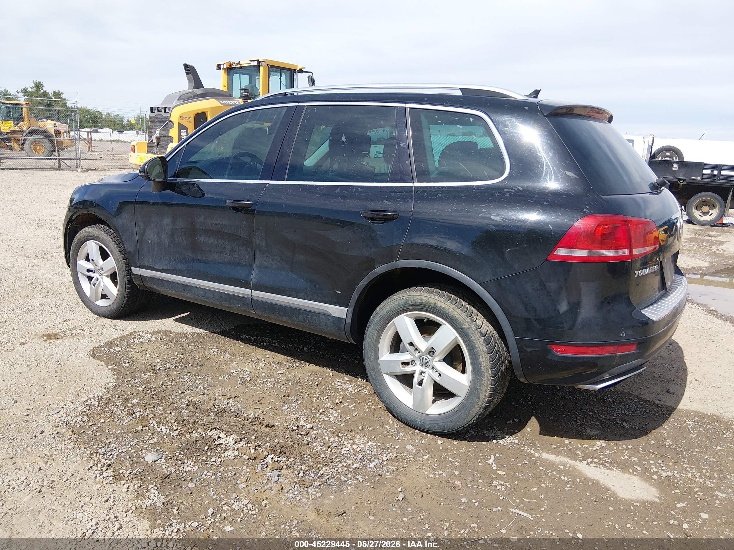 2012 Volkswagen Touareg Vr6 Lux Black vin: WVGFF9BP0CD001133