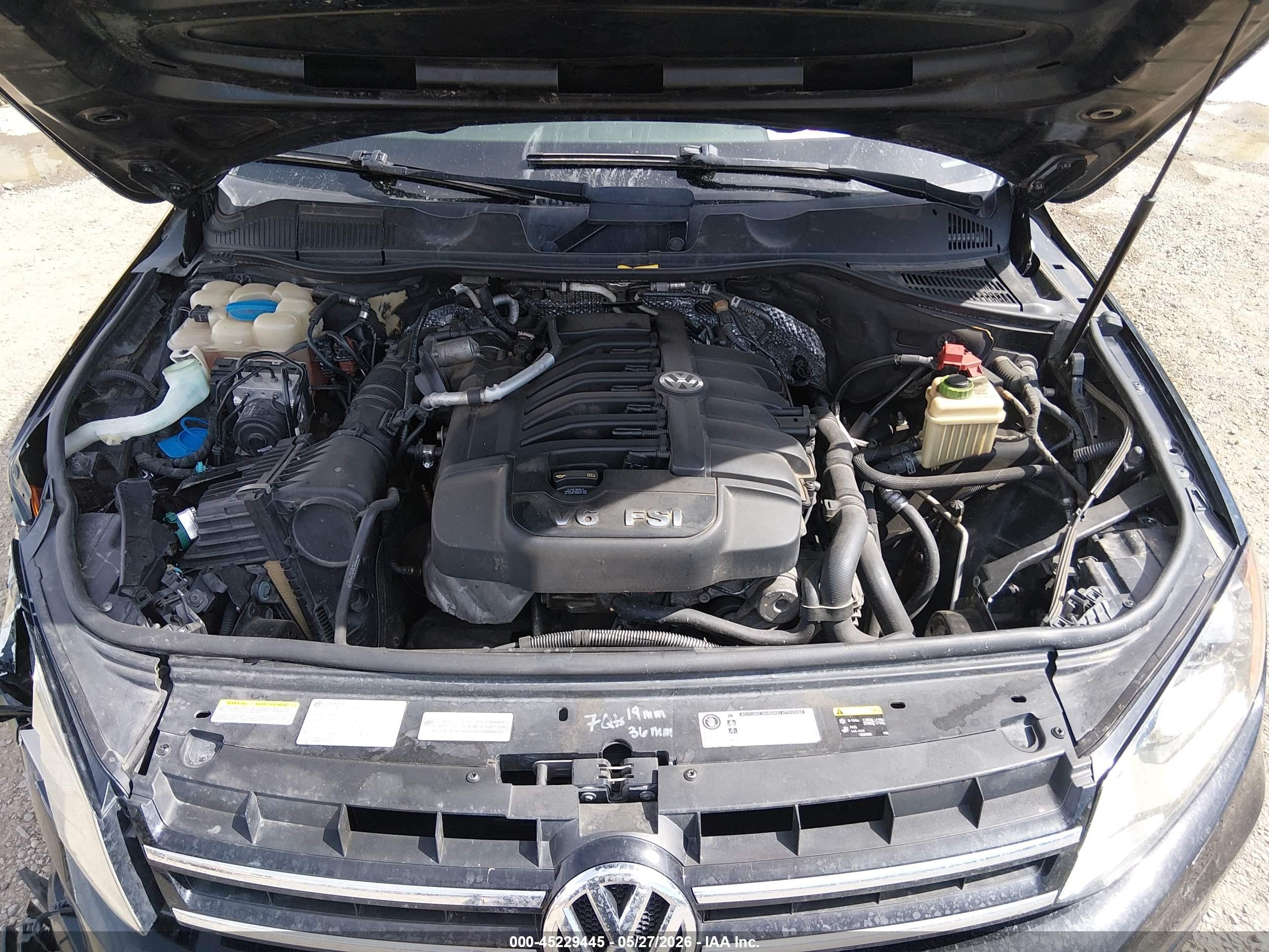2012 Volkswagen Touareg Vr6 Lux Black vin: WVGFF9BP0CD001133