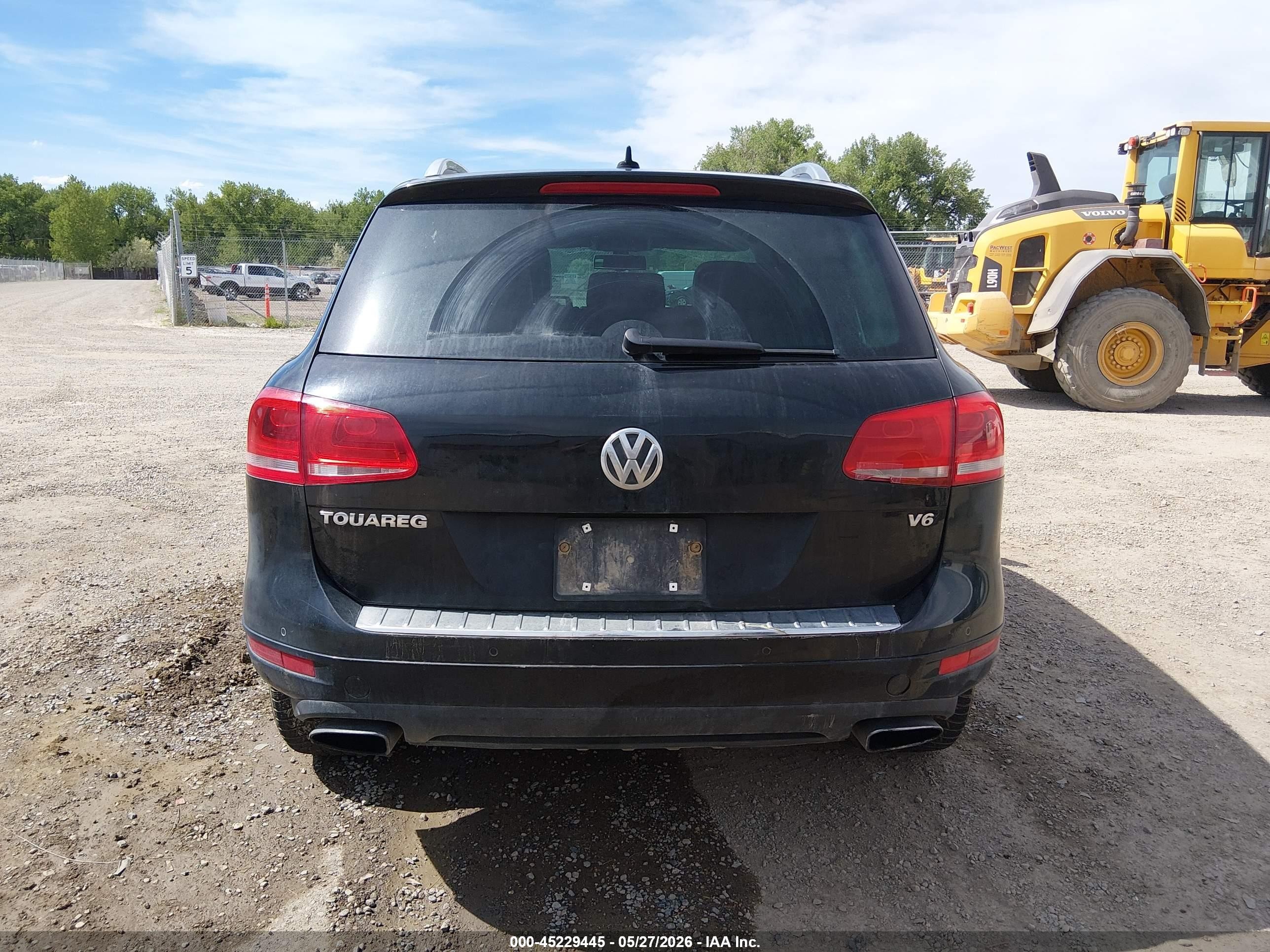 2012 Volkswagen Touareg Vr6 Lux Black vin: WVGFF9BP0CD001133