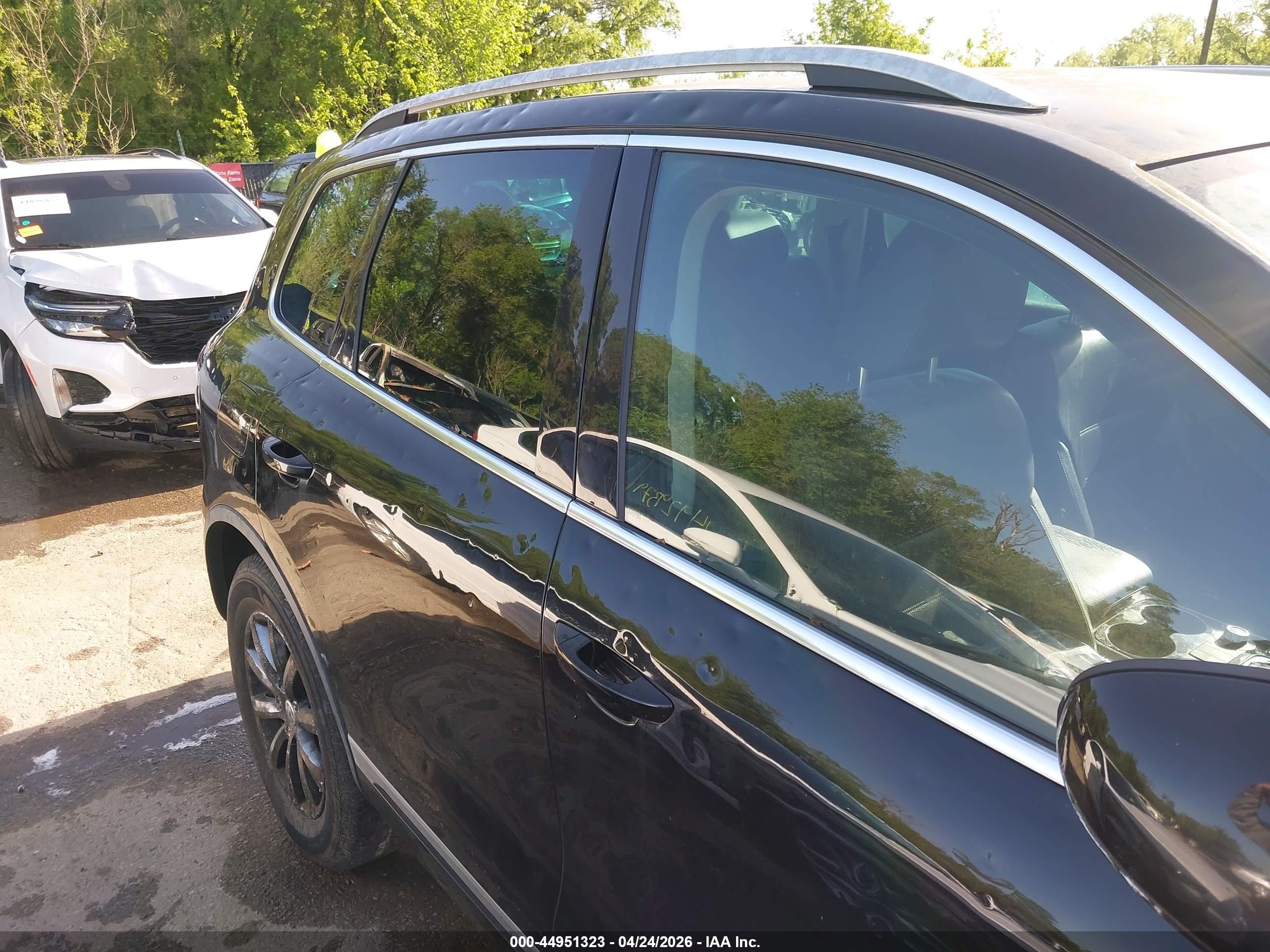 2011 Volkswagen Touareg Vr6 Sport Черный vin: WVGFF9BP1BD003598