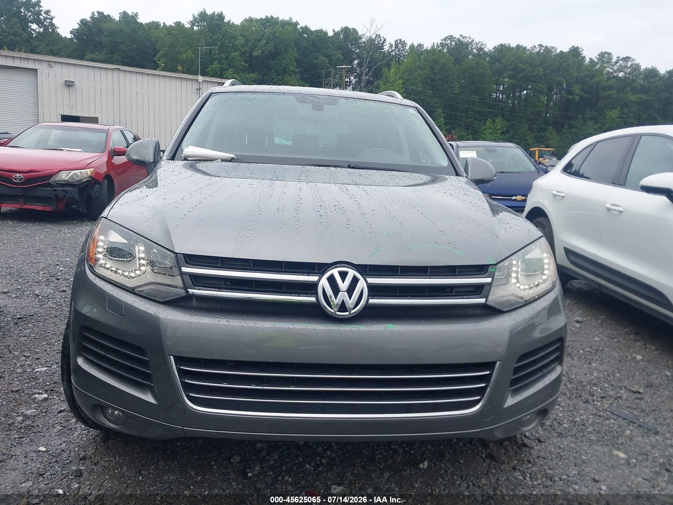 2011 Volkswagen Touareg Vr6 Sport Gray vin: WVGFF9BP2BD005022