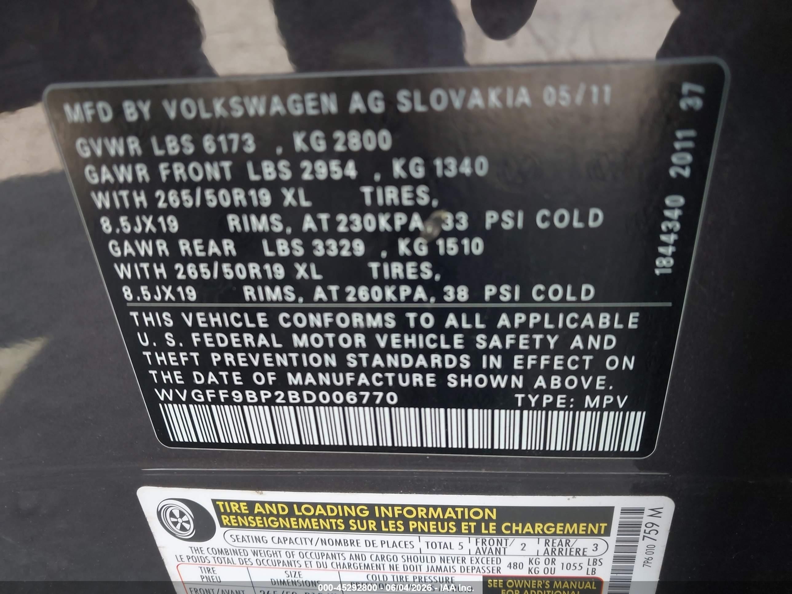 2011 Volkswagen Touareg Vr6 Lux Beige vin: WVGFF9BP2BD006770