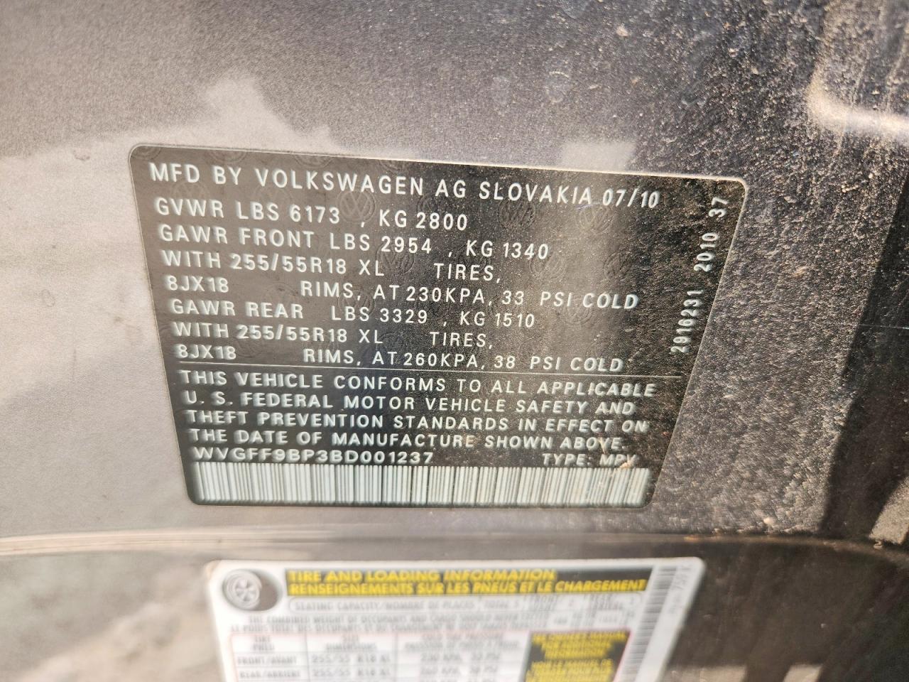 2011 Volkswagen Touareg V6 Gray vin: WVGFF9BP3BD001237