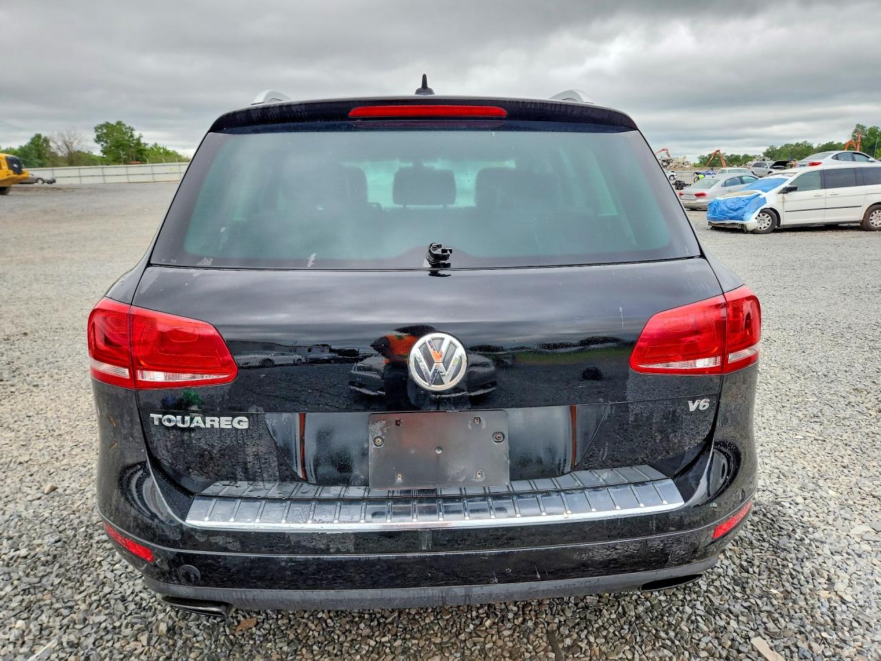 2011 Volkswagen Touareg V6 Black vin: WVGFF9BP4BD005930