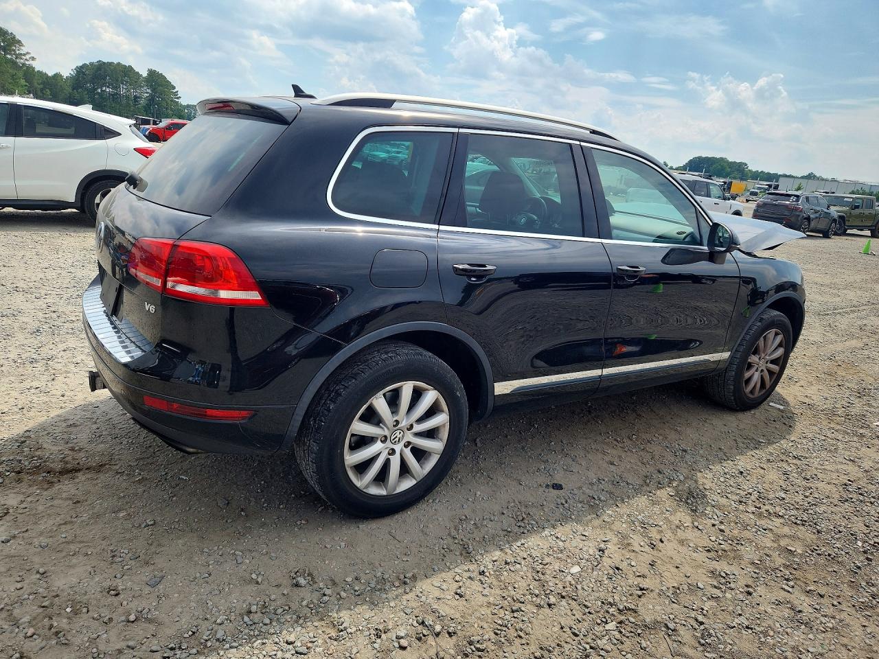 2011 Volkswagen Touareg V6 Black vin: WVGFF9BP5BD000753