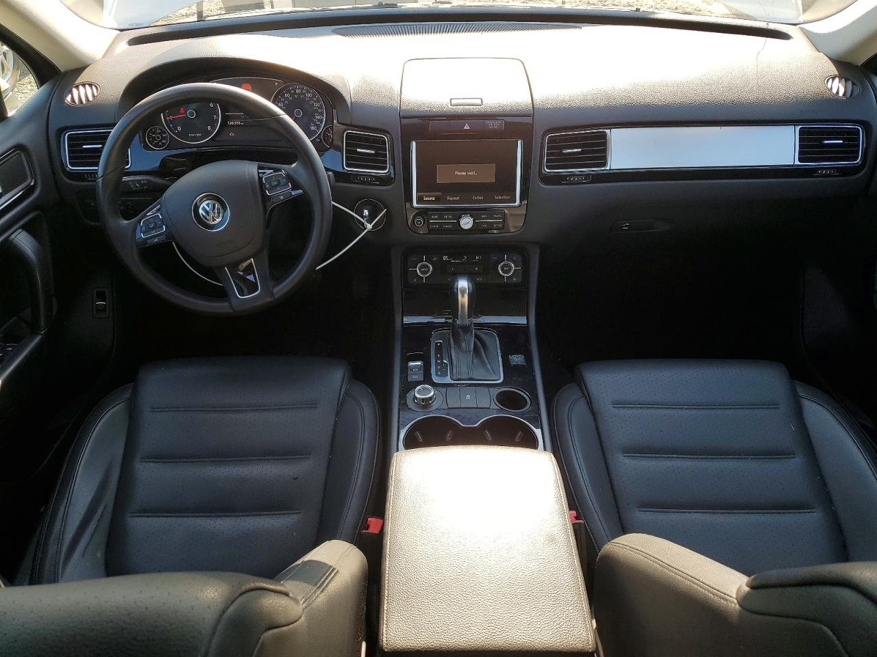 2011 Volkswagen Touareg V6 White vin: WVGFF9BP5BD001384
