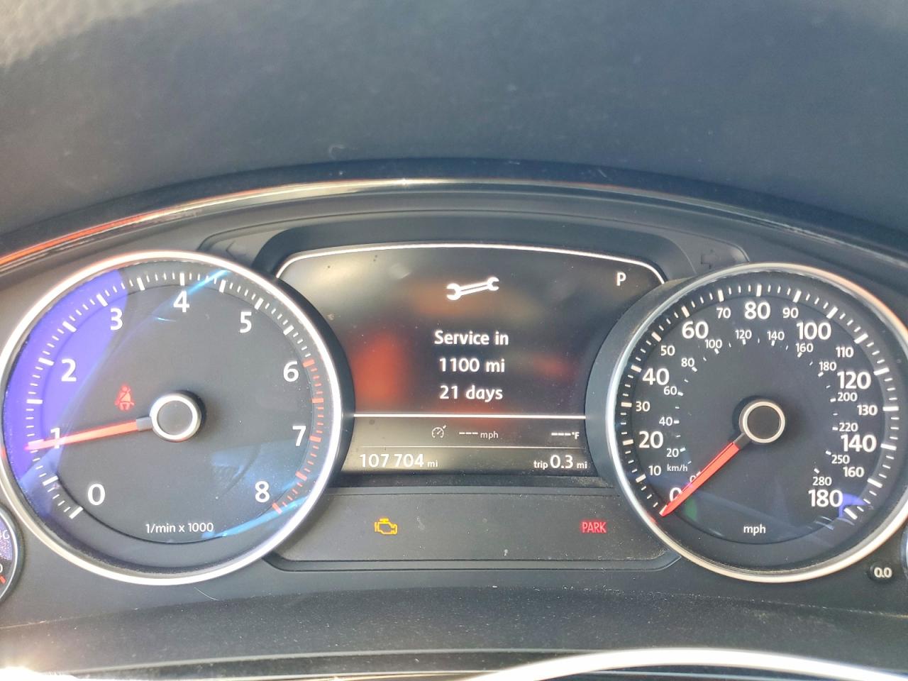 2011 Volkswagen Touareg V6 Серый vin: WVGFF9BP5BD004592