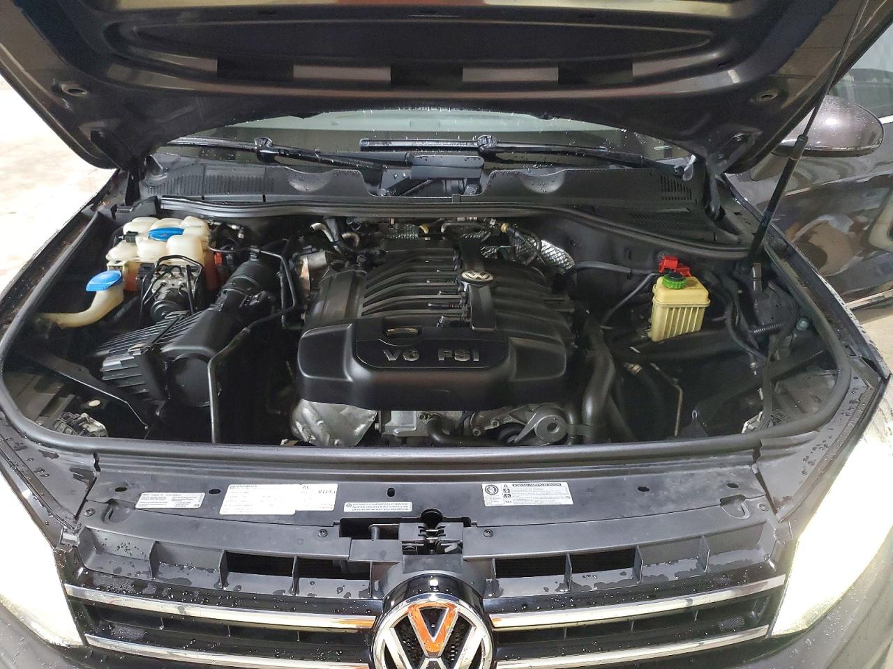 2012 Volkswagen Touareg V6 Brown vin: WVGFF9BP6CD000651