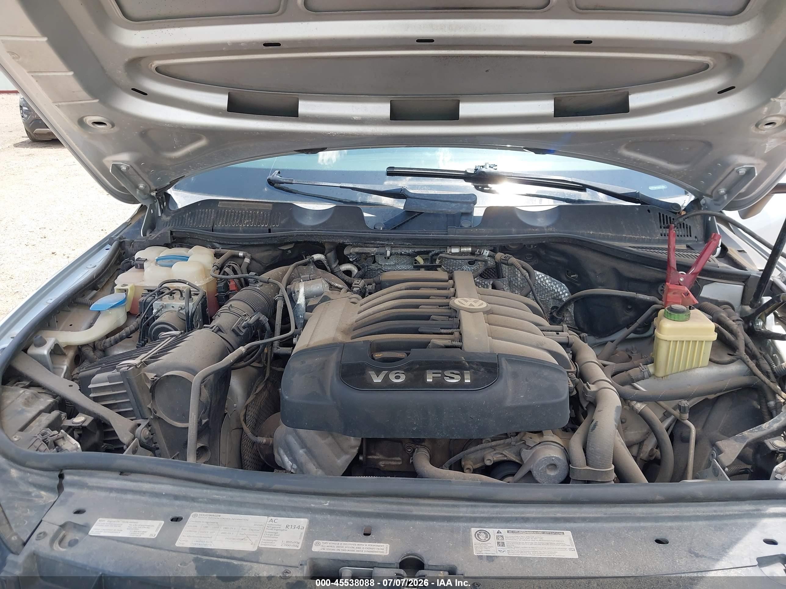 2012 Volkswagen Touareg Vr6 Sport Silver vin: WVGFF9BP7CD001906