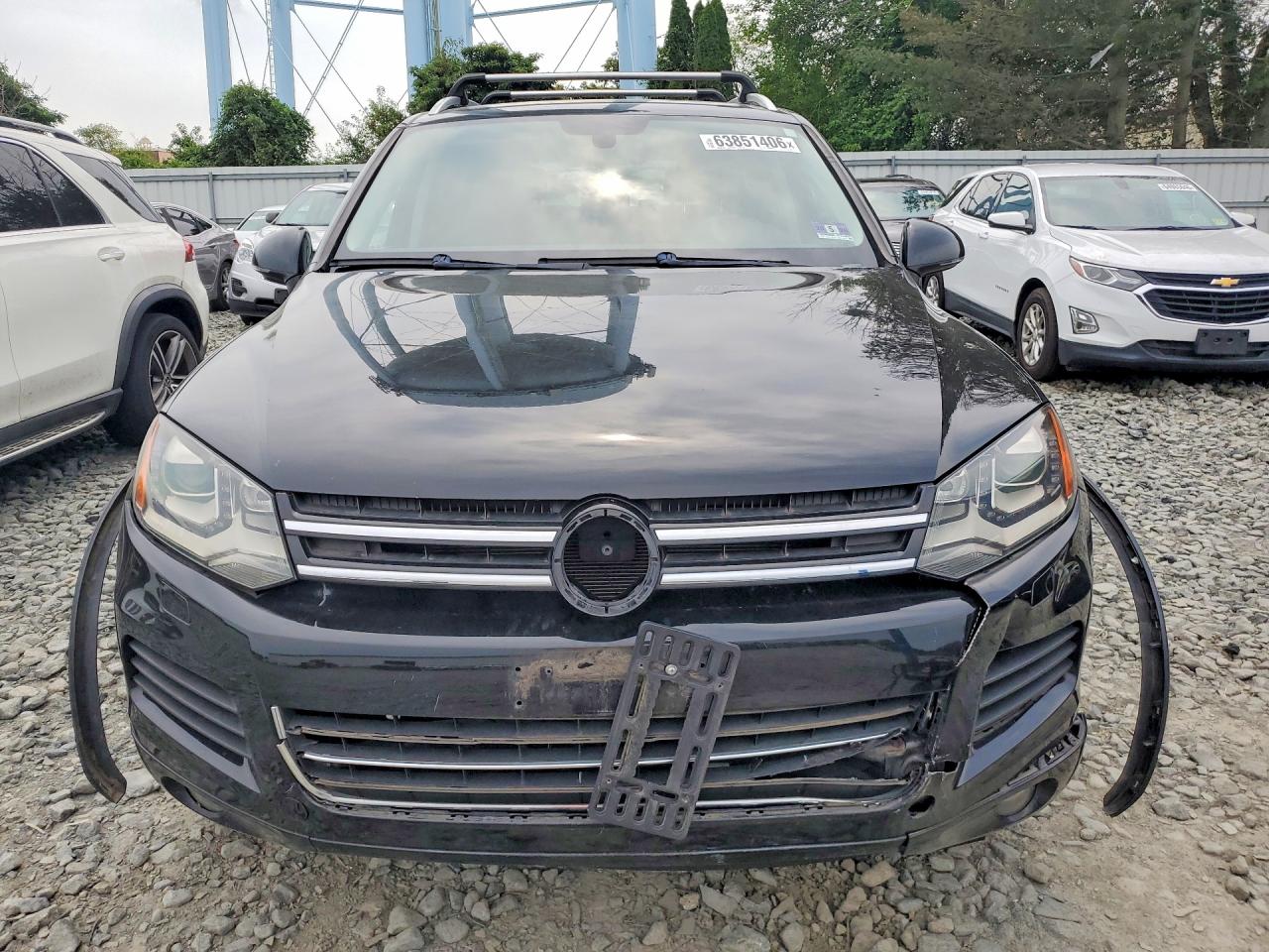 2011 Volkswagen Touareg V6 Black vin: WVGFF9BP8BD001072