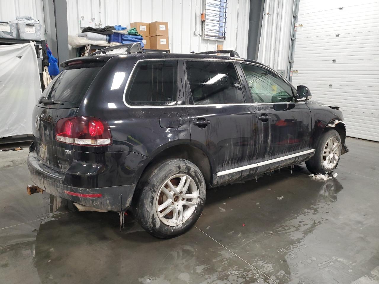 2010 Volkswagen Touareg Tdi Black vin: WVGFK6A99AD000041