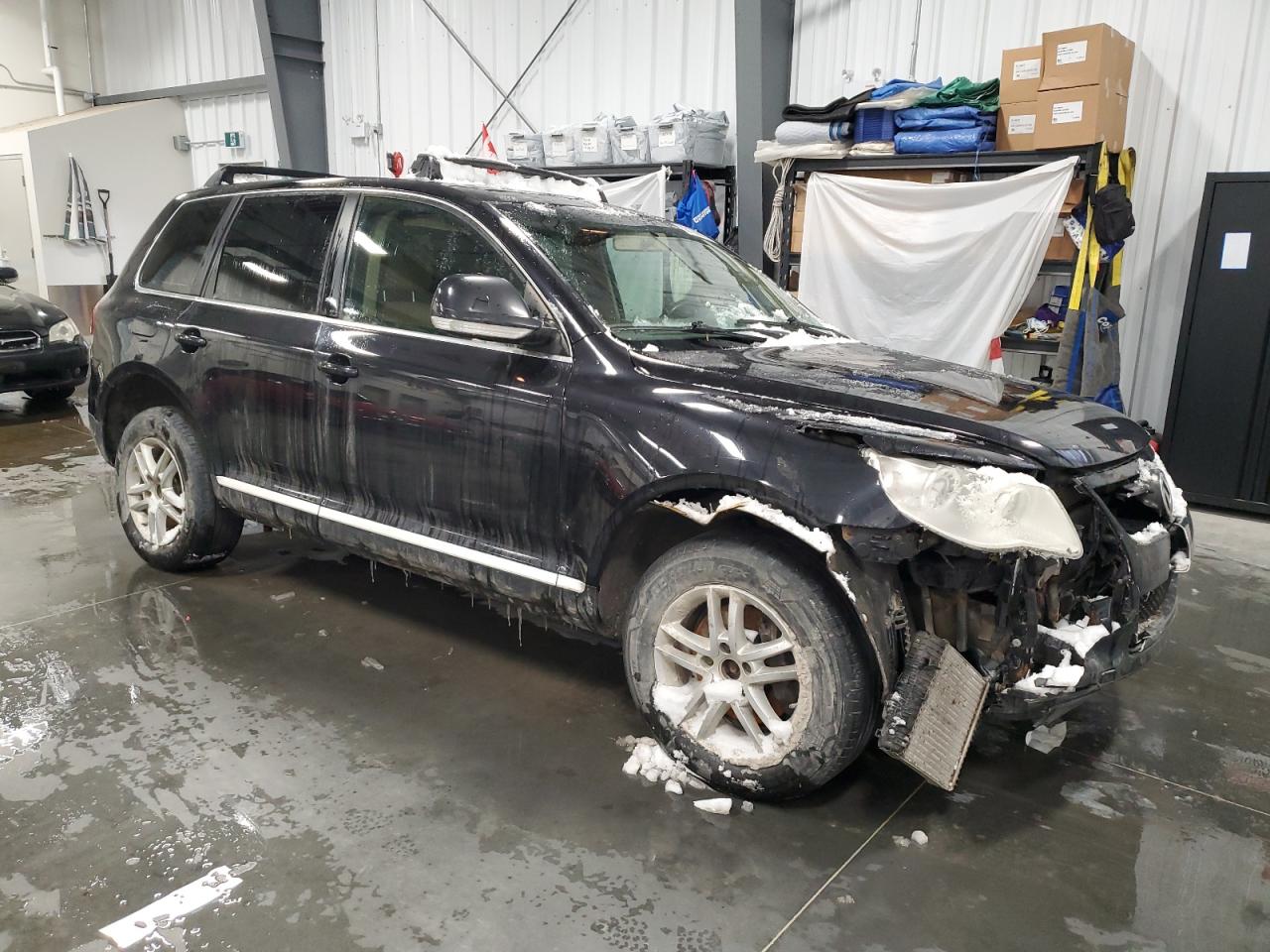 2010 Volkswagen Touareg Tdi Black vin: WVGFK6A99AD000041