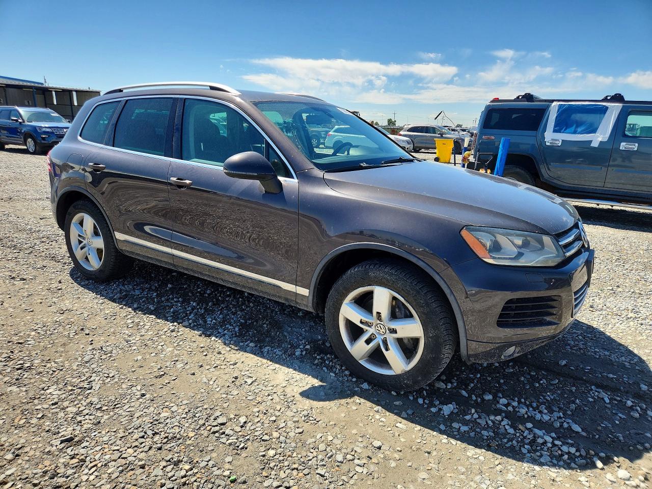 2011 Volkswagen Touareg V6 Tdi Brown vin: WVGFK9BP0BD003295