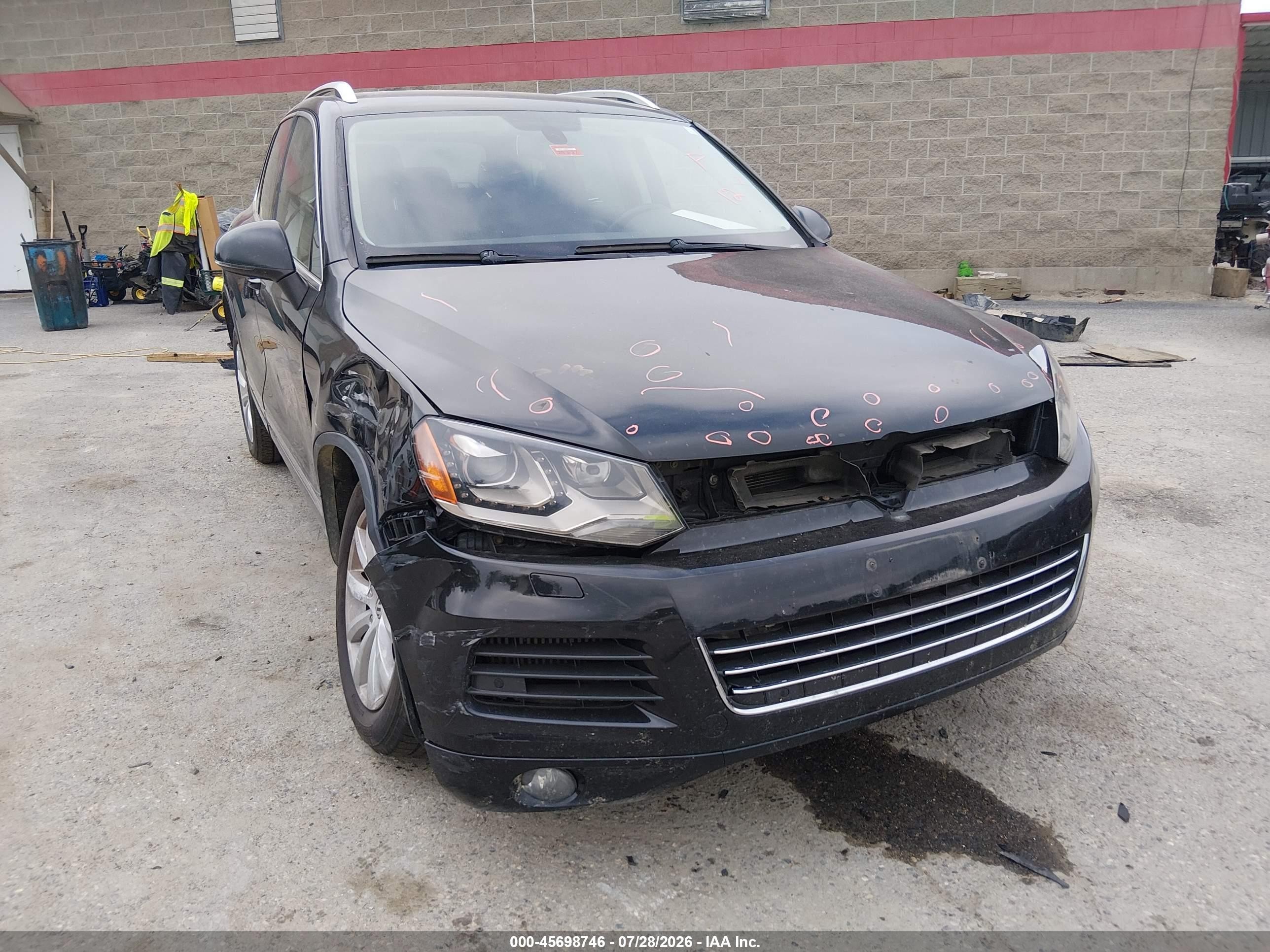 2012 Volkswagen Touareg Tdi Sport Black vin: WVGFK9BP3CD000313