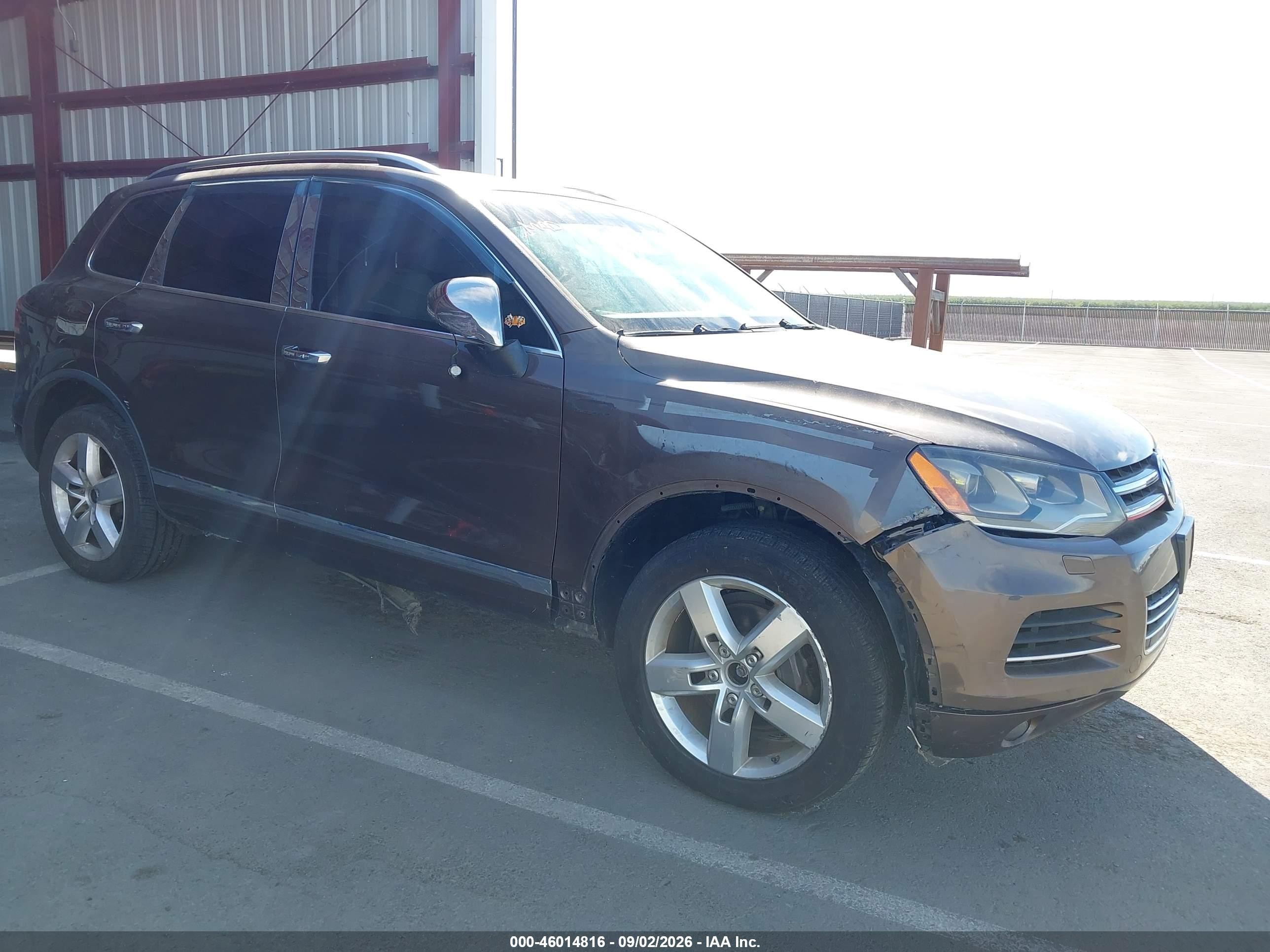 2011 Volkswagen Touareg Tdi Lux Dark Brown vin: WVGFK9BP4BD003848
