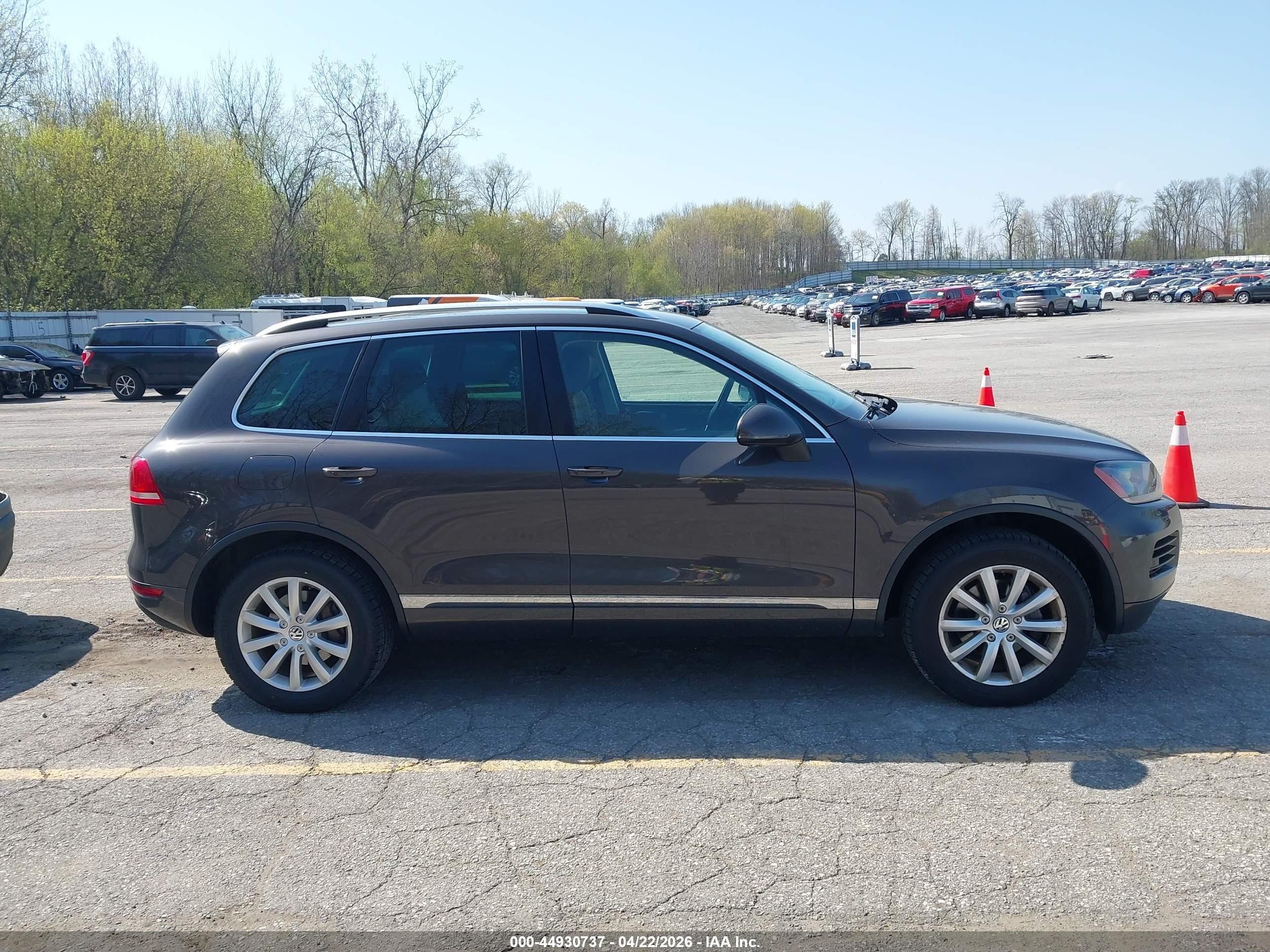 2012 Volkswagen Touareg Tdi Sport Gray vin: WVGFK9BP4CD004273