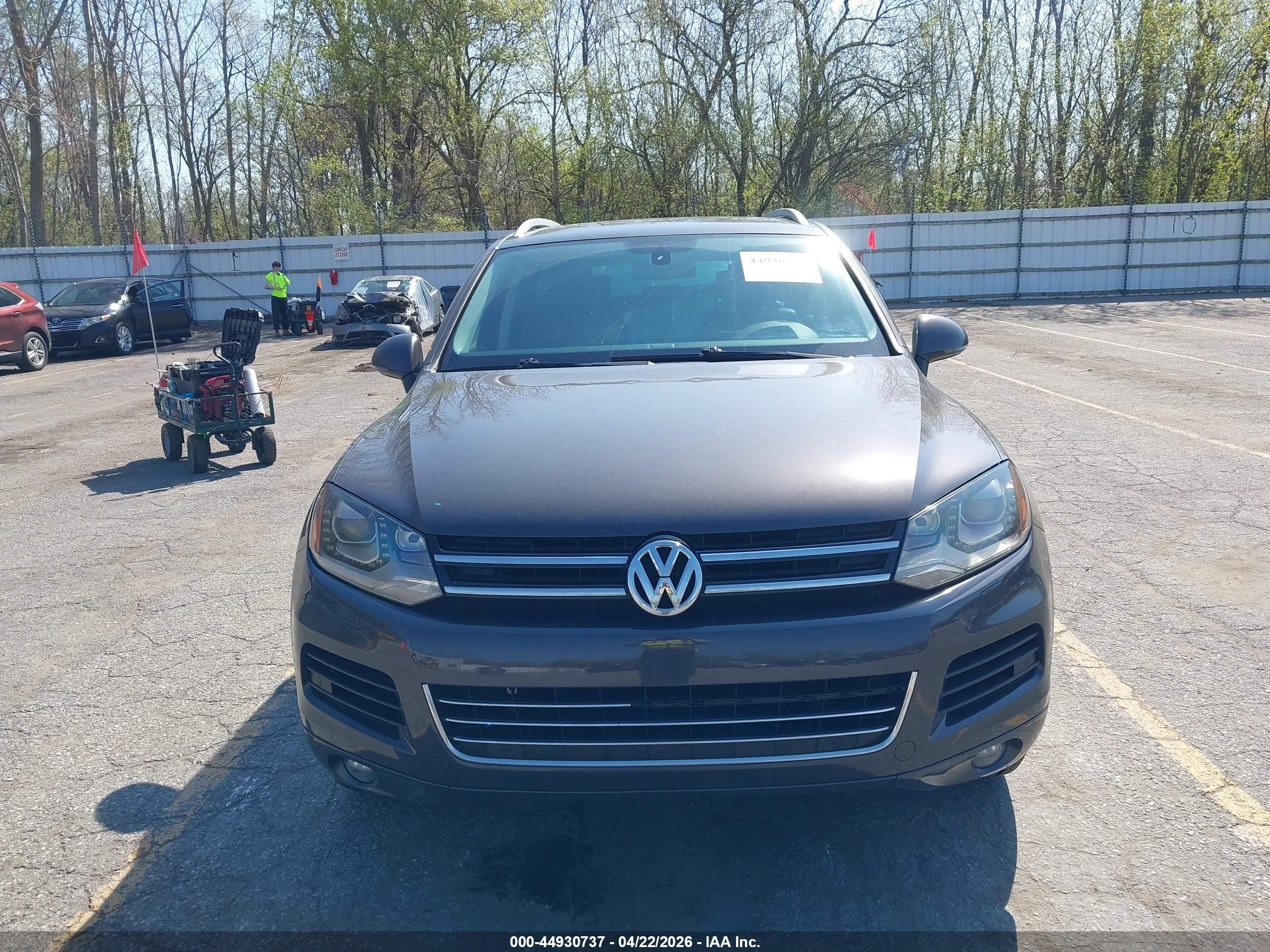 2012 Volkswagen Touareg Tdi Sport Gray vin: WVGFK9BP4CD004273