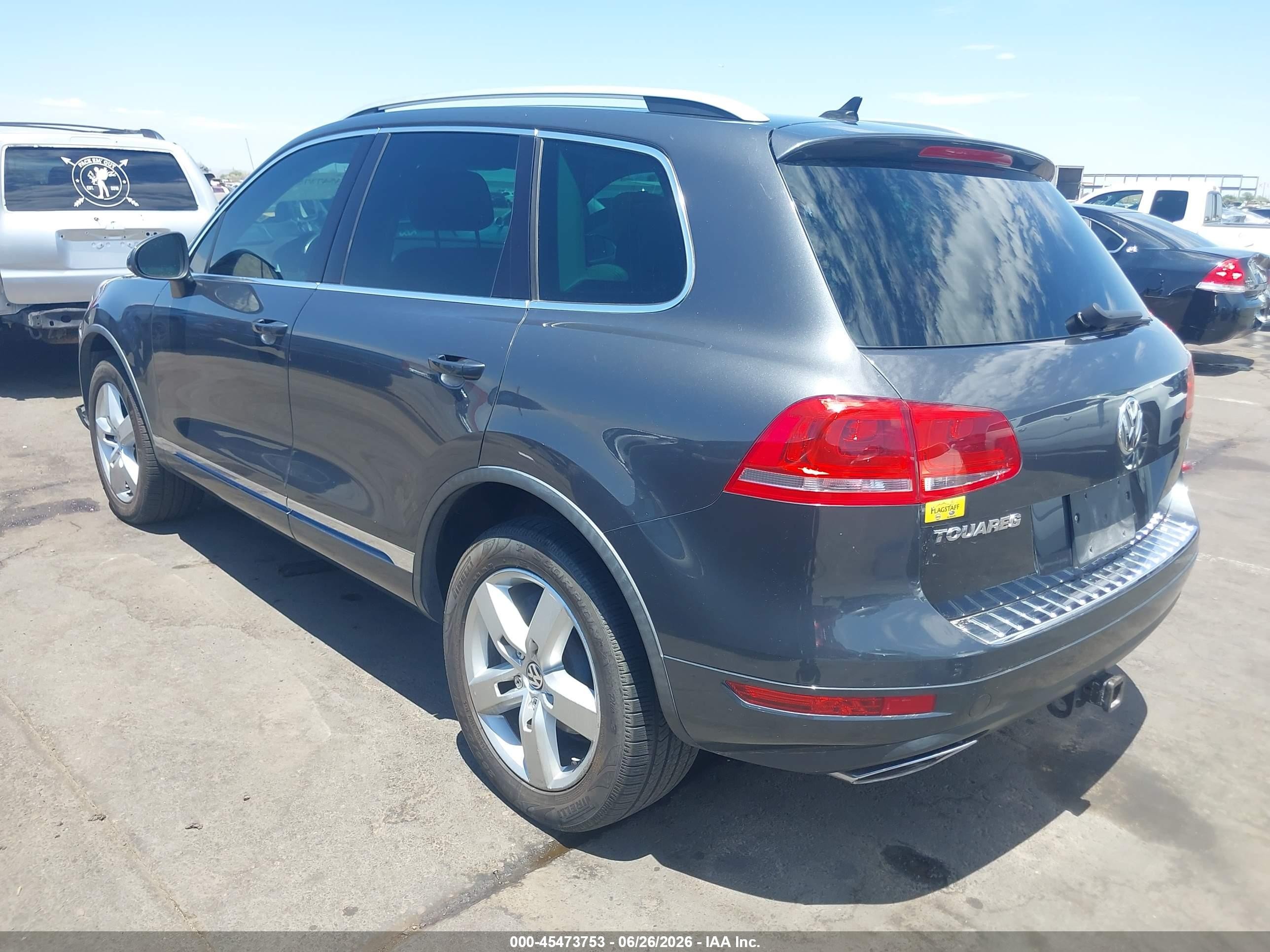 2011 Volkswagen Touareg Tdi Lux Gray vin: WVGFK9BP6BD004032