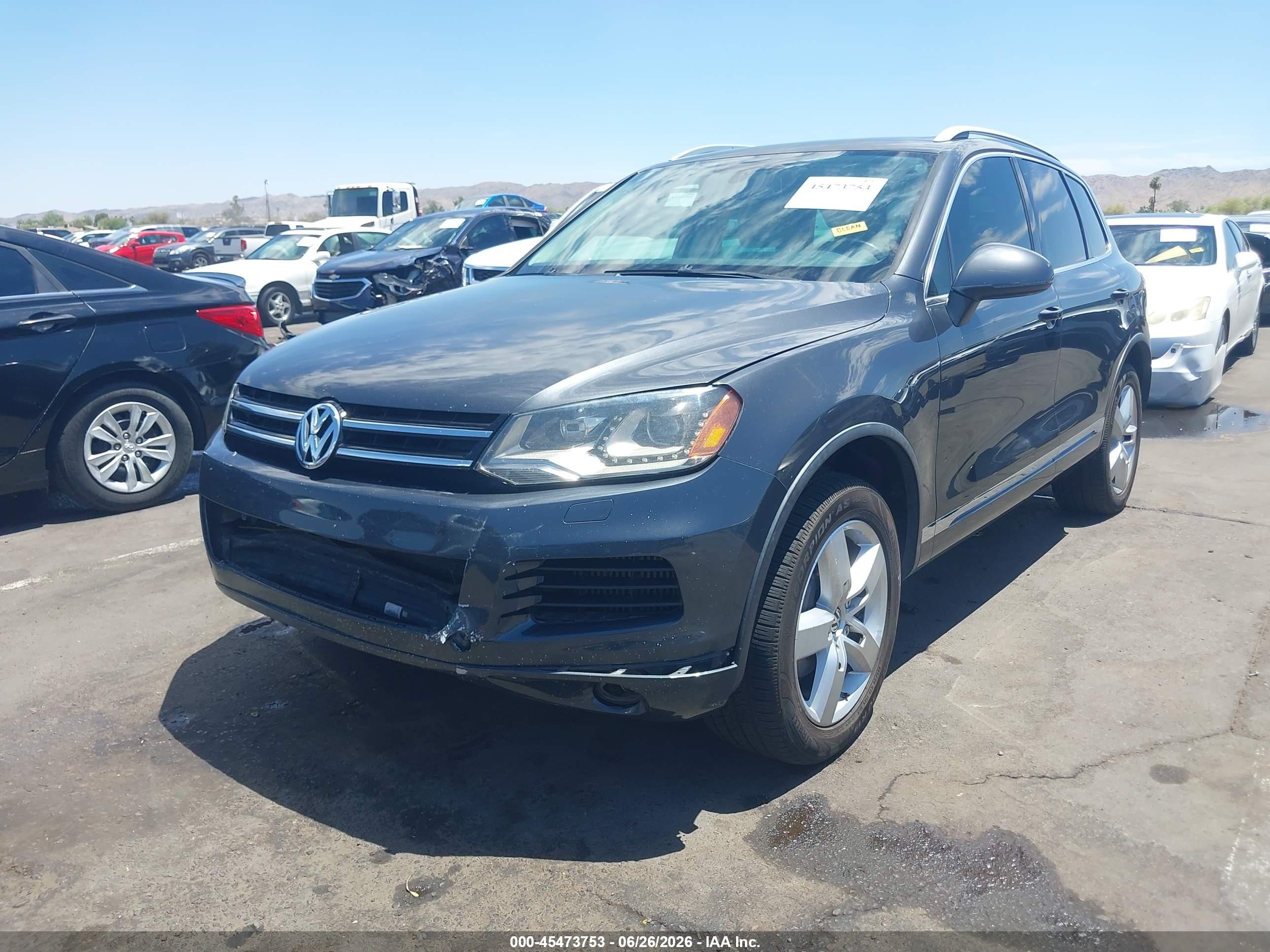 2011 Volkswagen Touareg Tdi Lux Gray vin: WVGFK9BP6BD004032