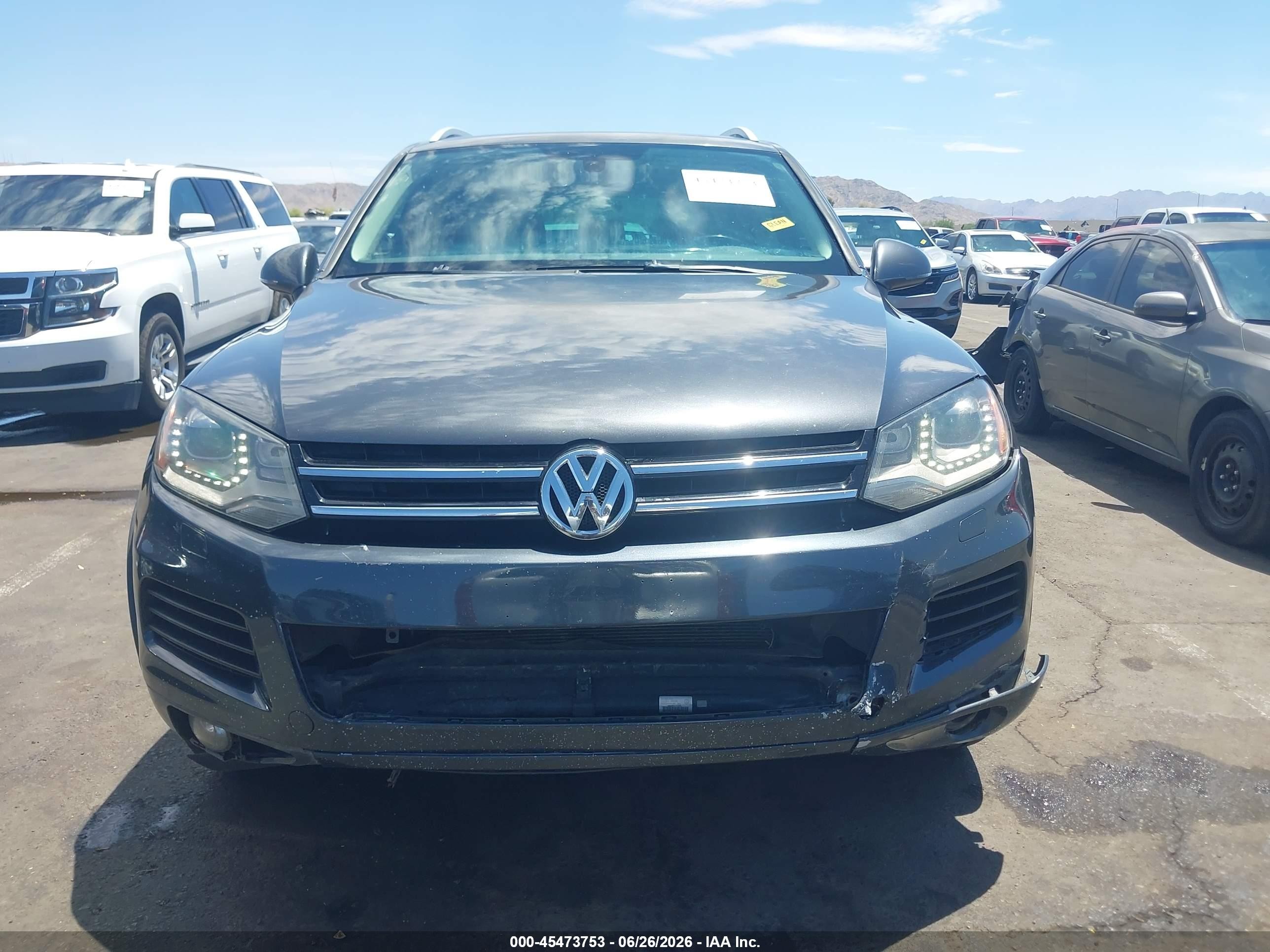 2011 Volkswagen Touareg Tdi Lux Gray vin: WVGFK9BP6BD004032